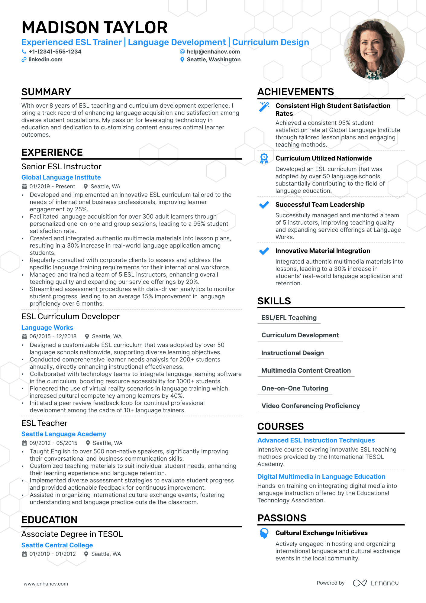 15 Freelancer Resume Examples & Guide for 2024