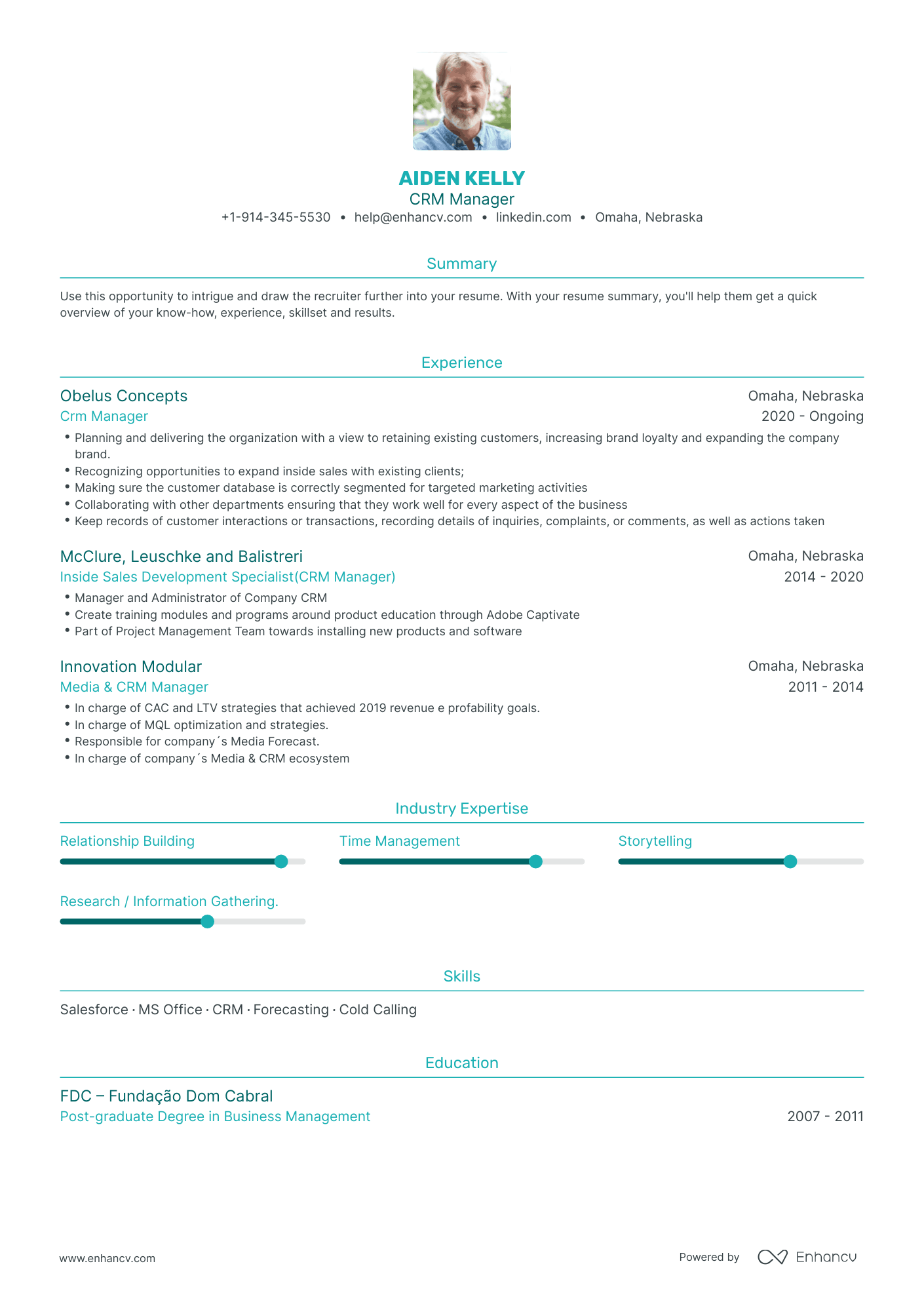 CRM Manager Resume Examples & Guide for 2023 (Layout, Skills, Keywords ...