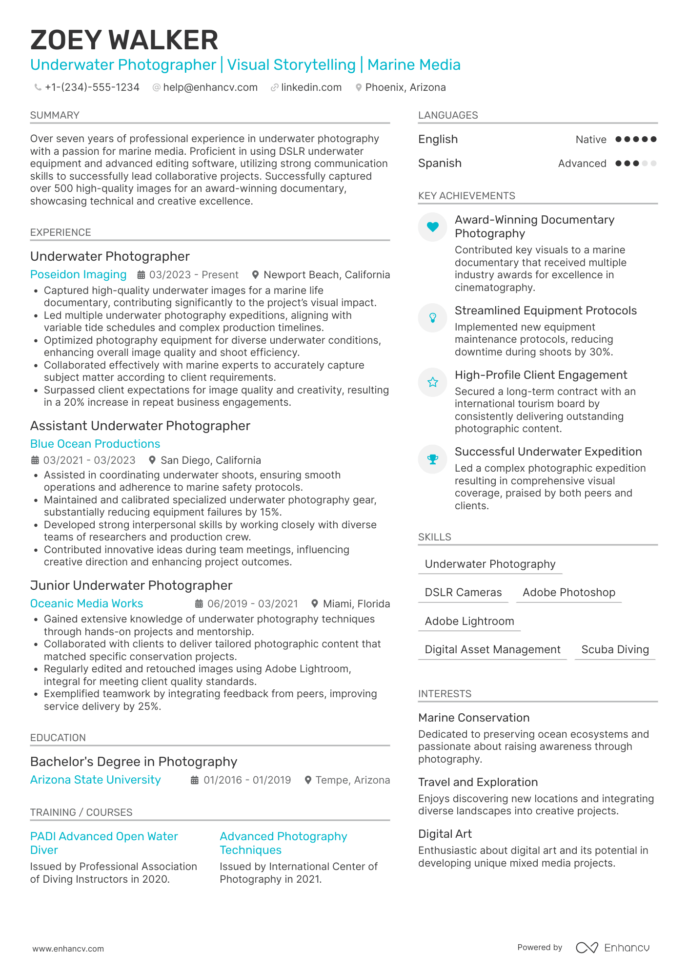 A resume example of a Underwater Photographer