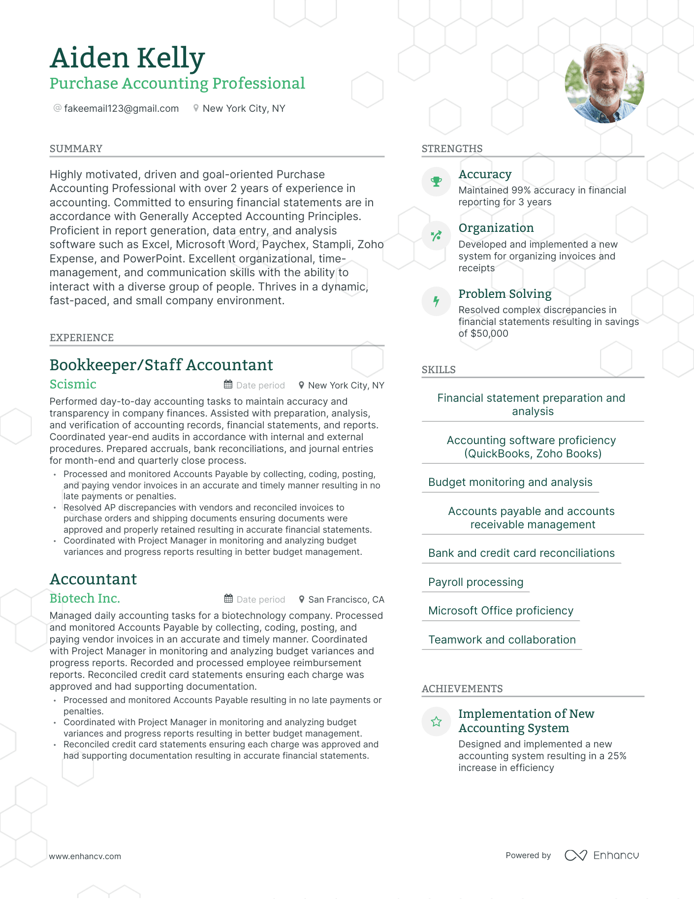Modern Purchase Accounting Resume Template