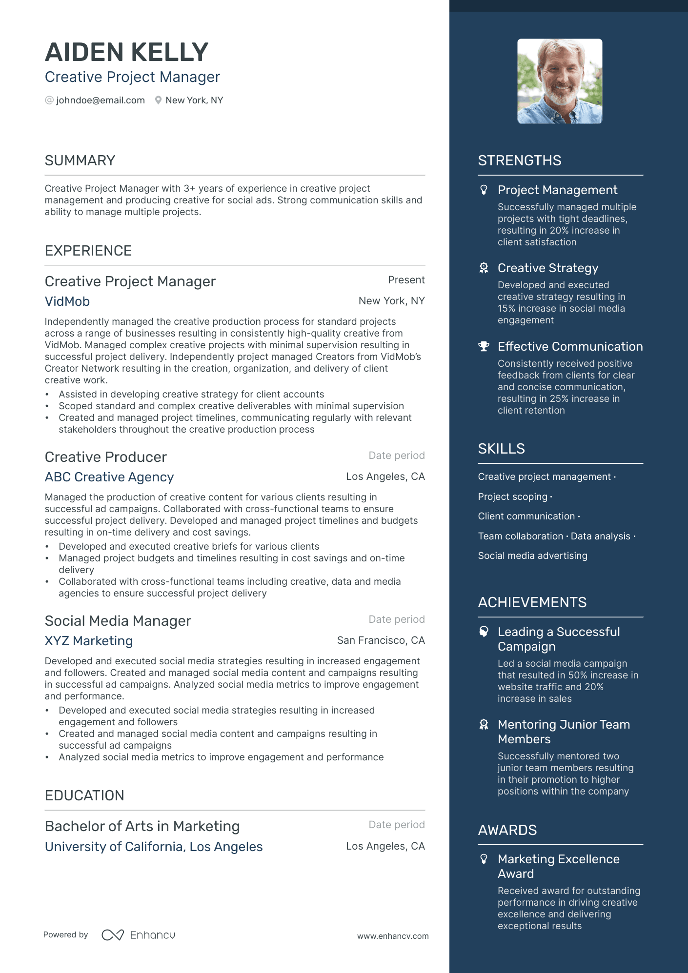 A resume example of a Creative Project Manager
