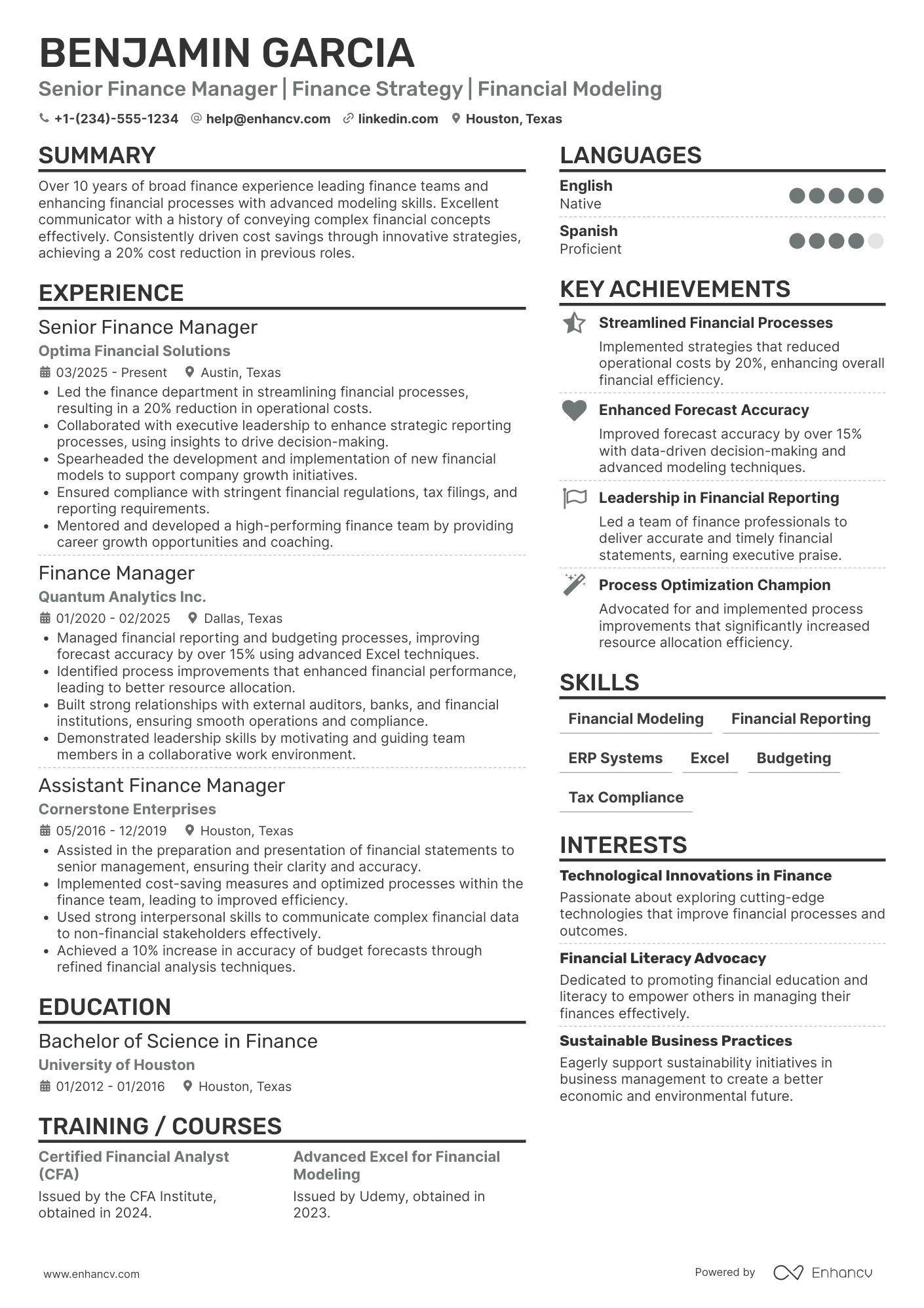 A resume example of a Senior Finance Manager