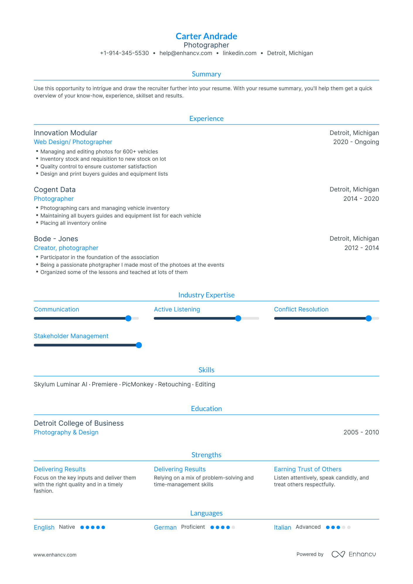 Traditional Photographer Resume Template