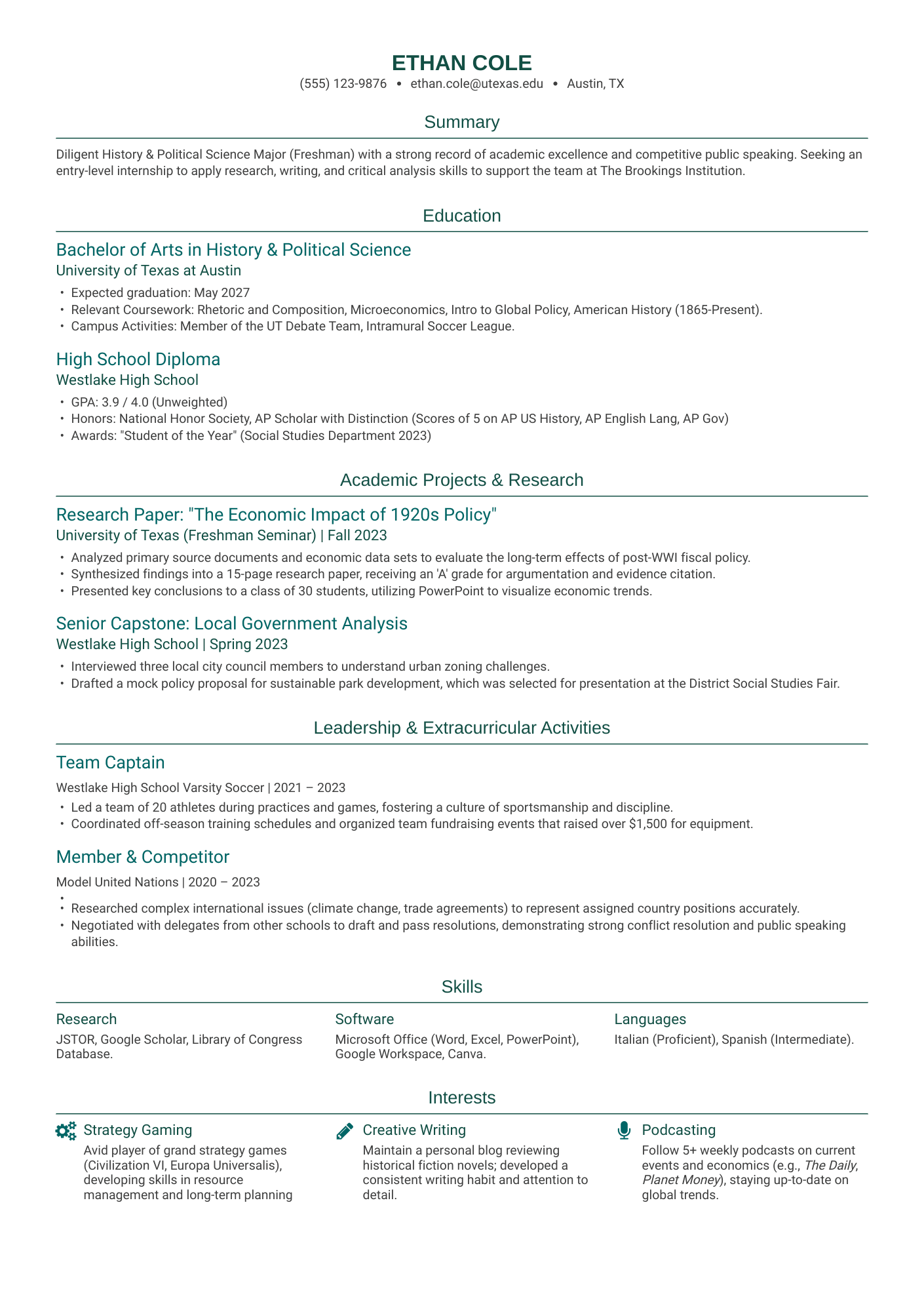 College Student with No Experience Resume Example