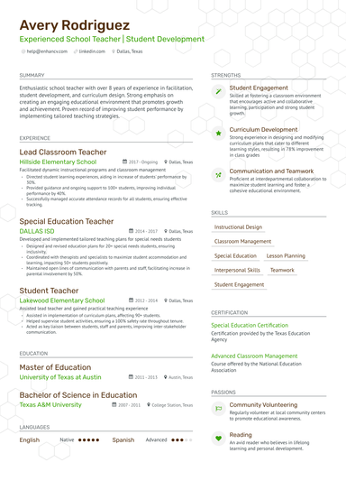 5 English Teacher Resume Examples & Guide for 2024