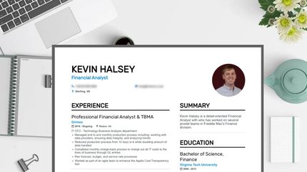 How To Write An Effective Resume Profile (With Examples) | Enhancv