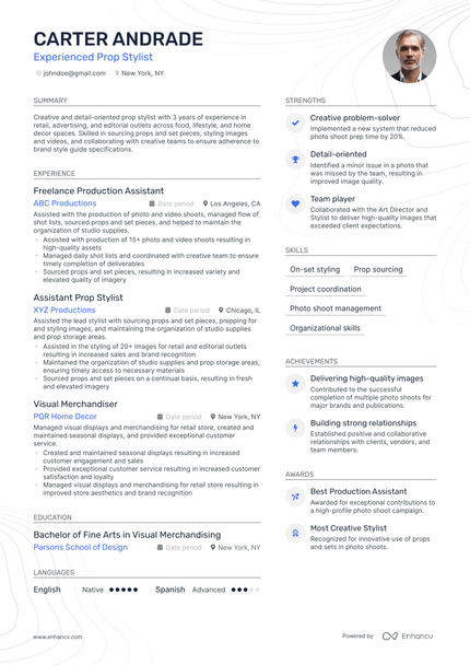 15 Freelancer Resume Examples & Guide for 2024