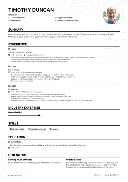 TOP Busser Resume Examples & Samples for 2023 | Enhancv.com (Layout ...