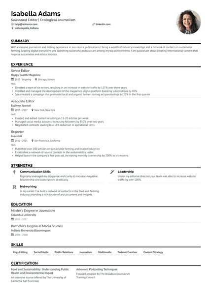 8 Journalist Resume Examples & Guide for 2024