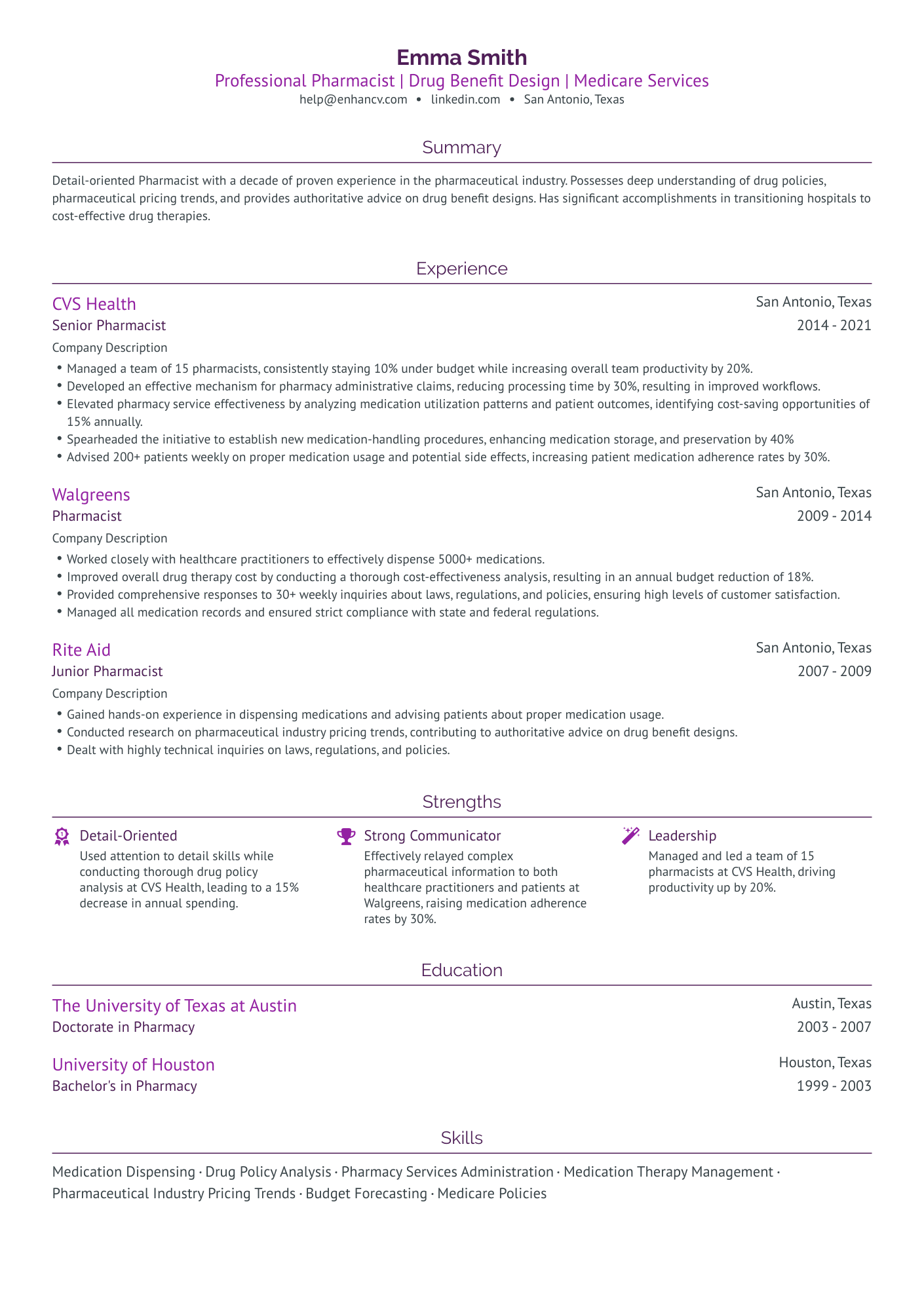 10 Pharmacist Resume Examples & Guide for 2024