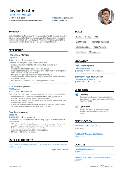 5 Food Service Resume Examples & Guide for 2024