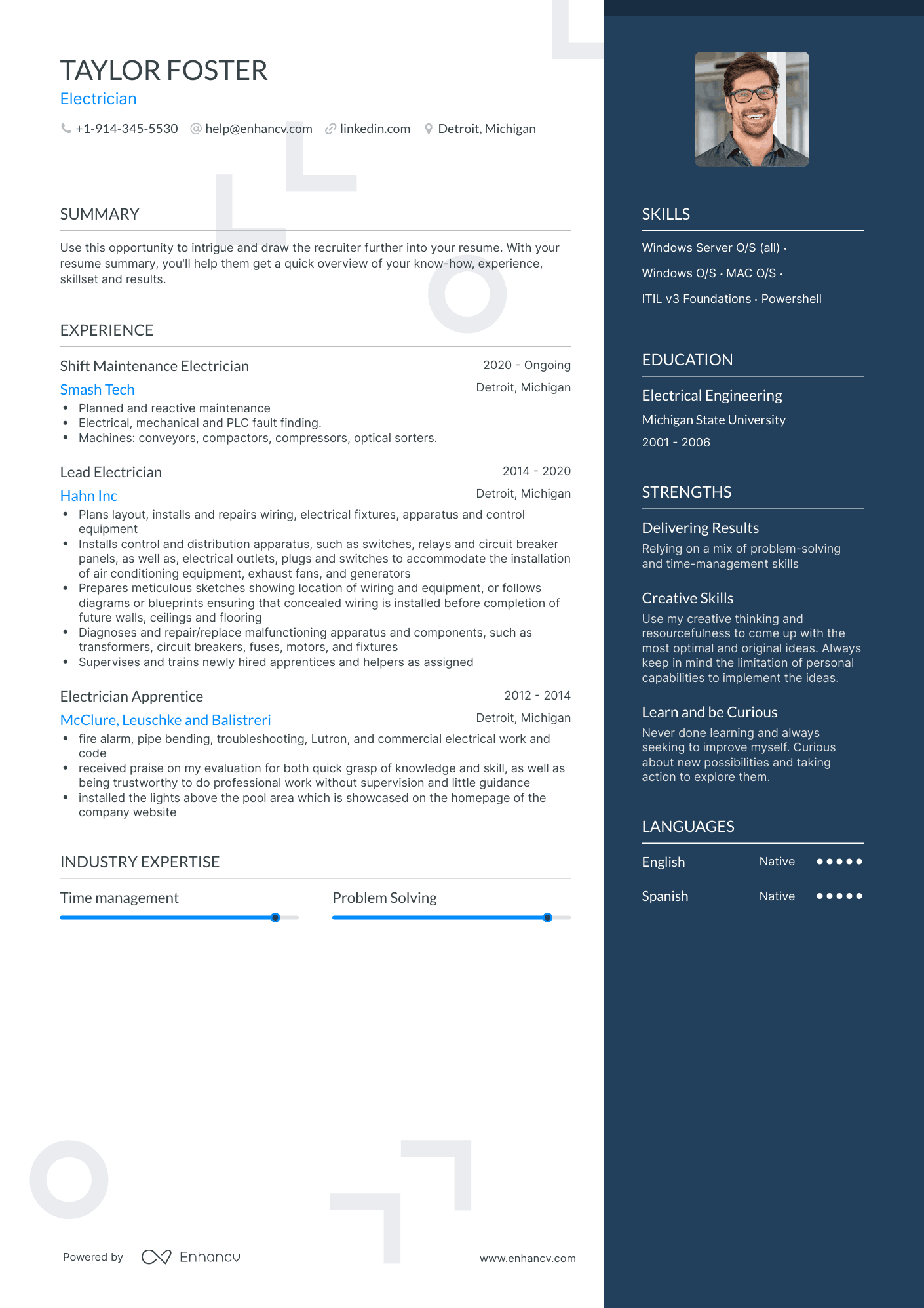Electrician Resume Examples [Inside How-To Tips] | Enhancv (Layout ...