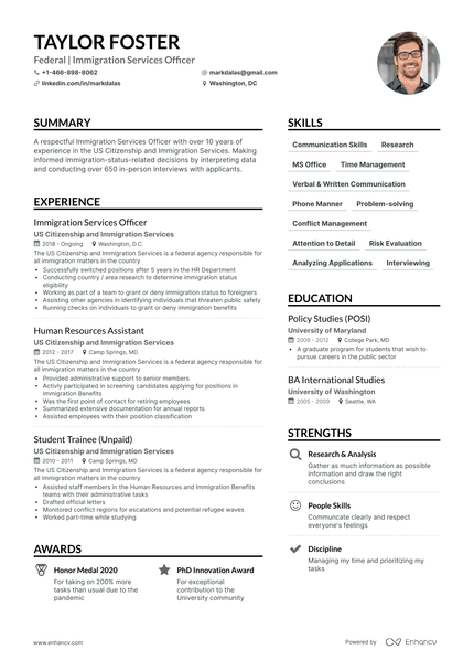 5 Federal Resume Examples & Guide for 2023