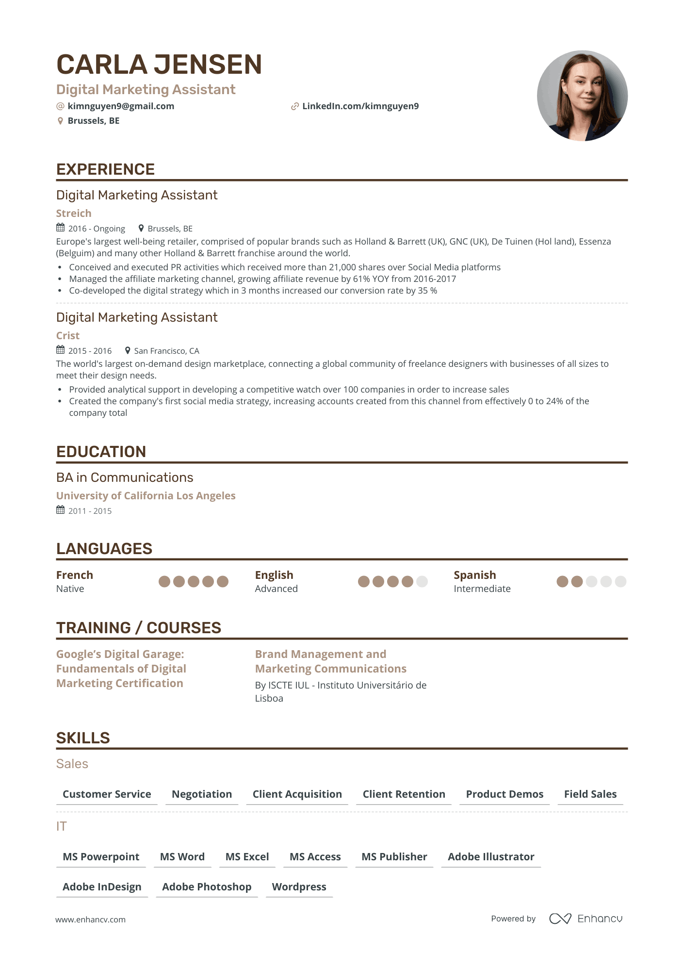 5 Marketing Associate Resume Examples & Guide for 2023