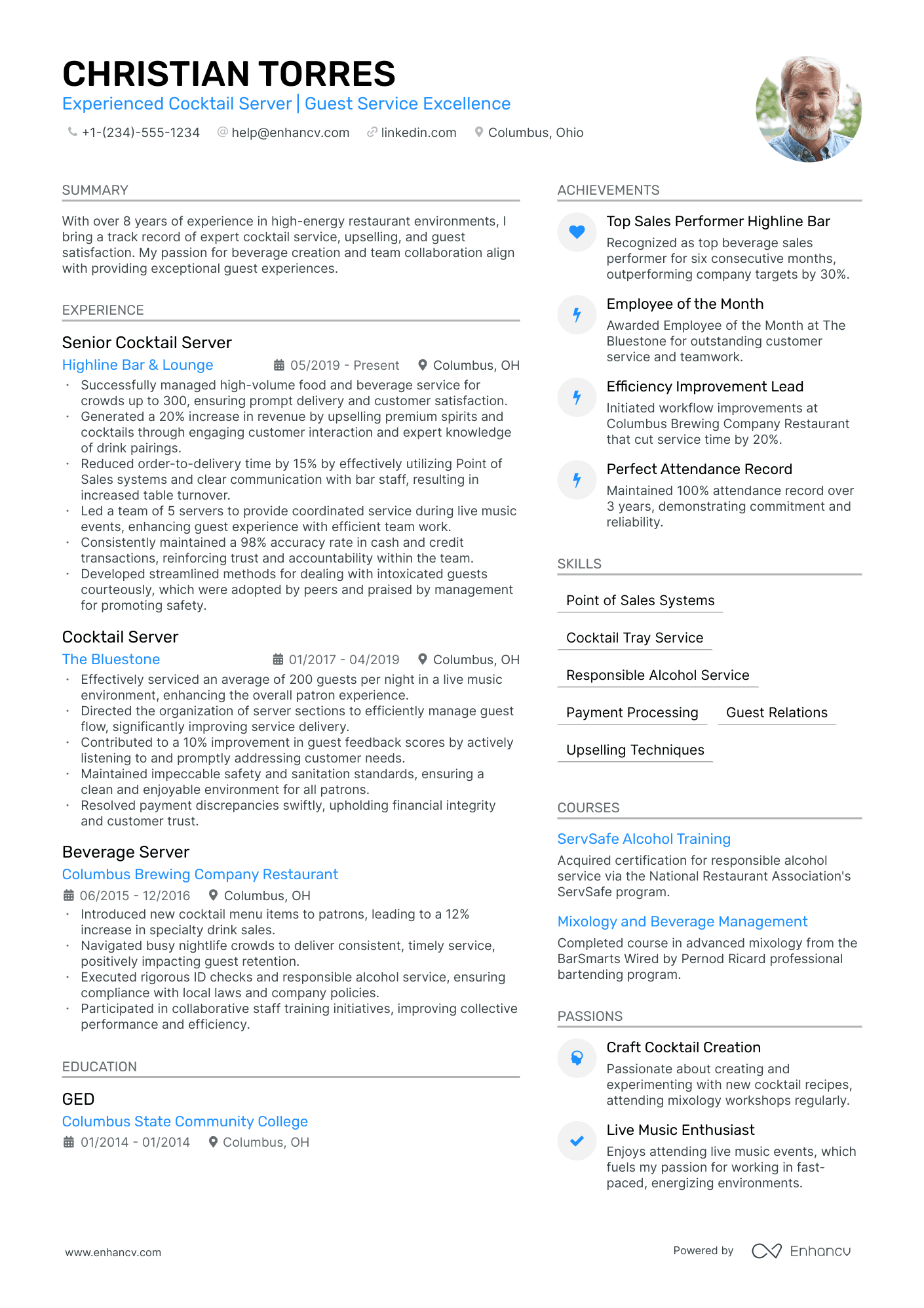 5 Cocktail Server Resume Examples & Guide for 2024