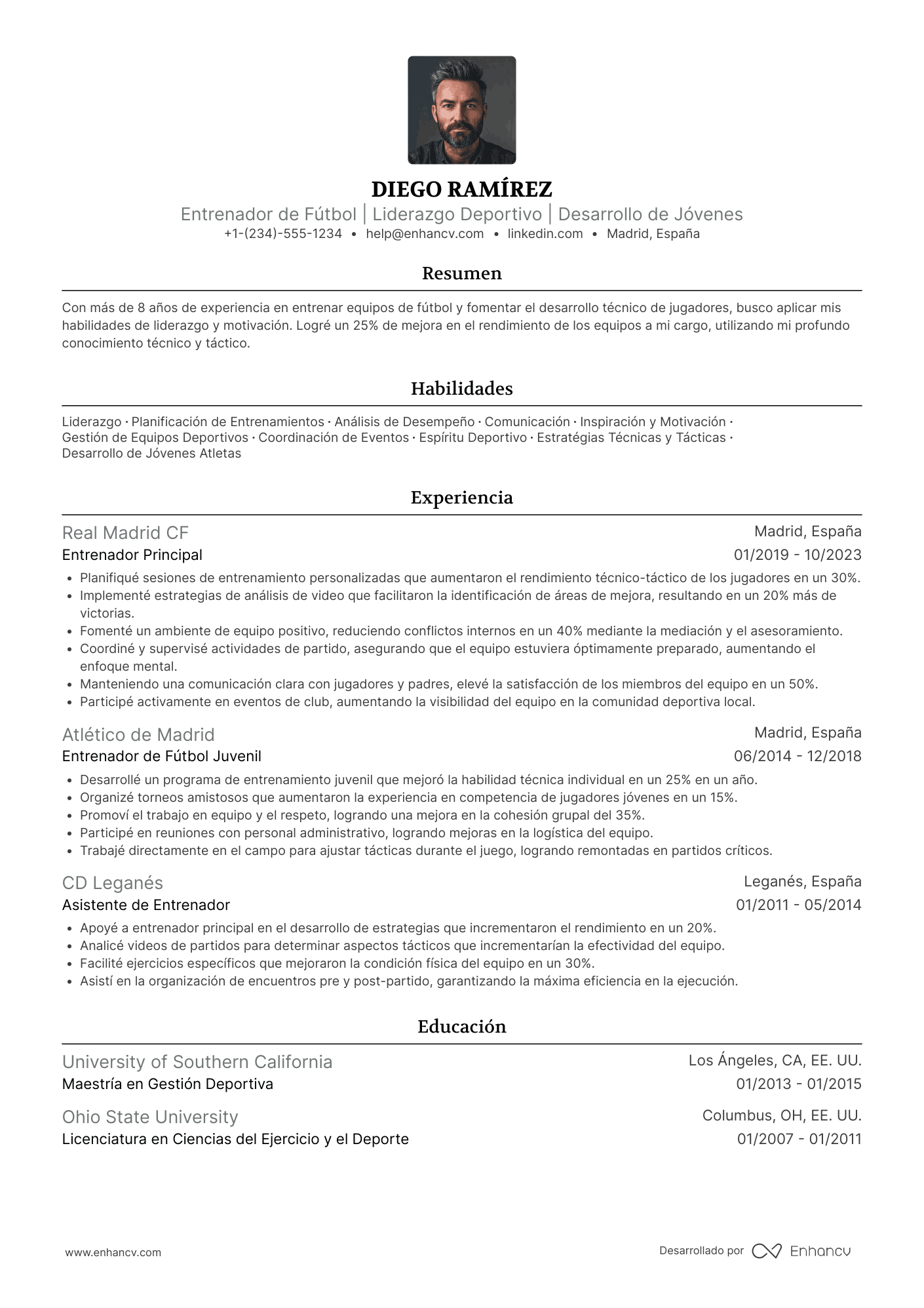 Ejemplo de currículum deportivo de entrenador de fútbol