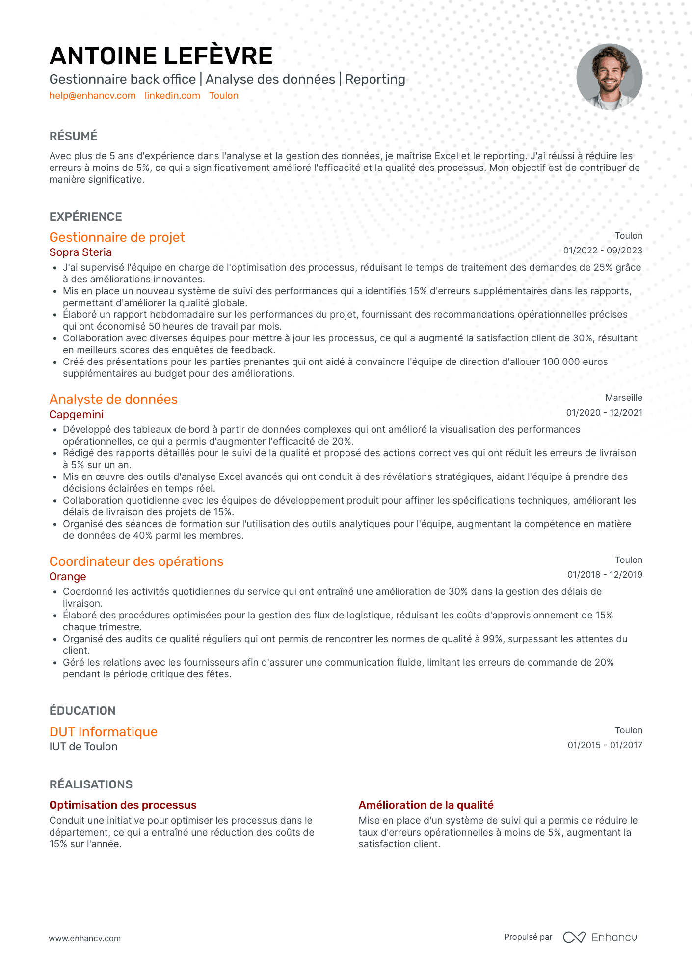 Gestionnaire back office en banque Exemples de CV
