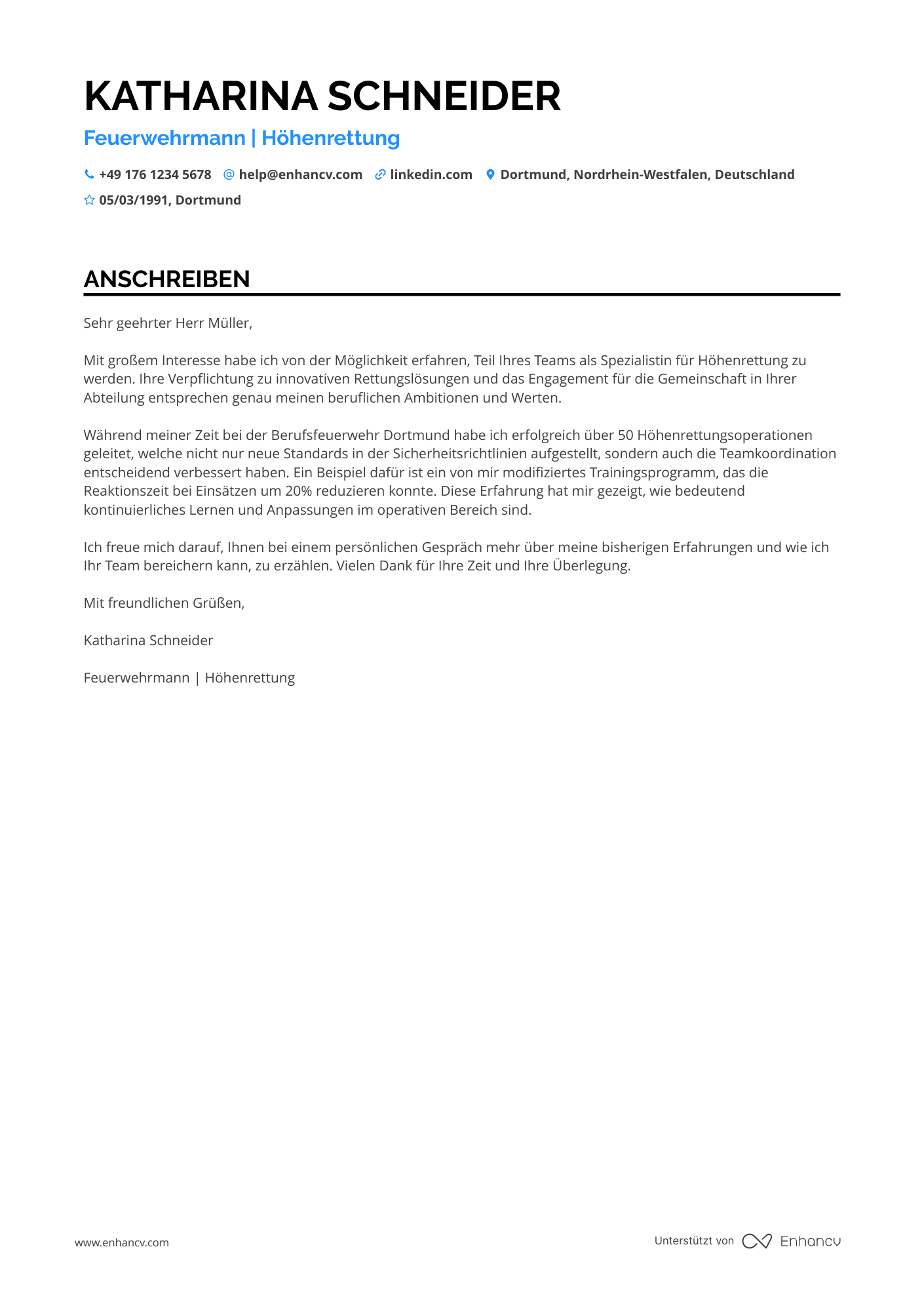 Feuerwehrmann für Höhenrettung