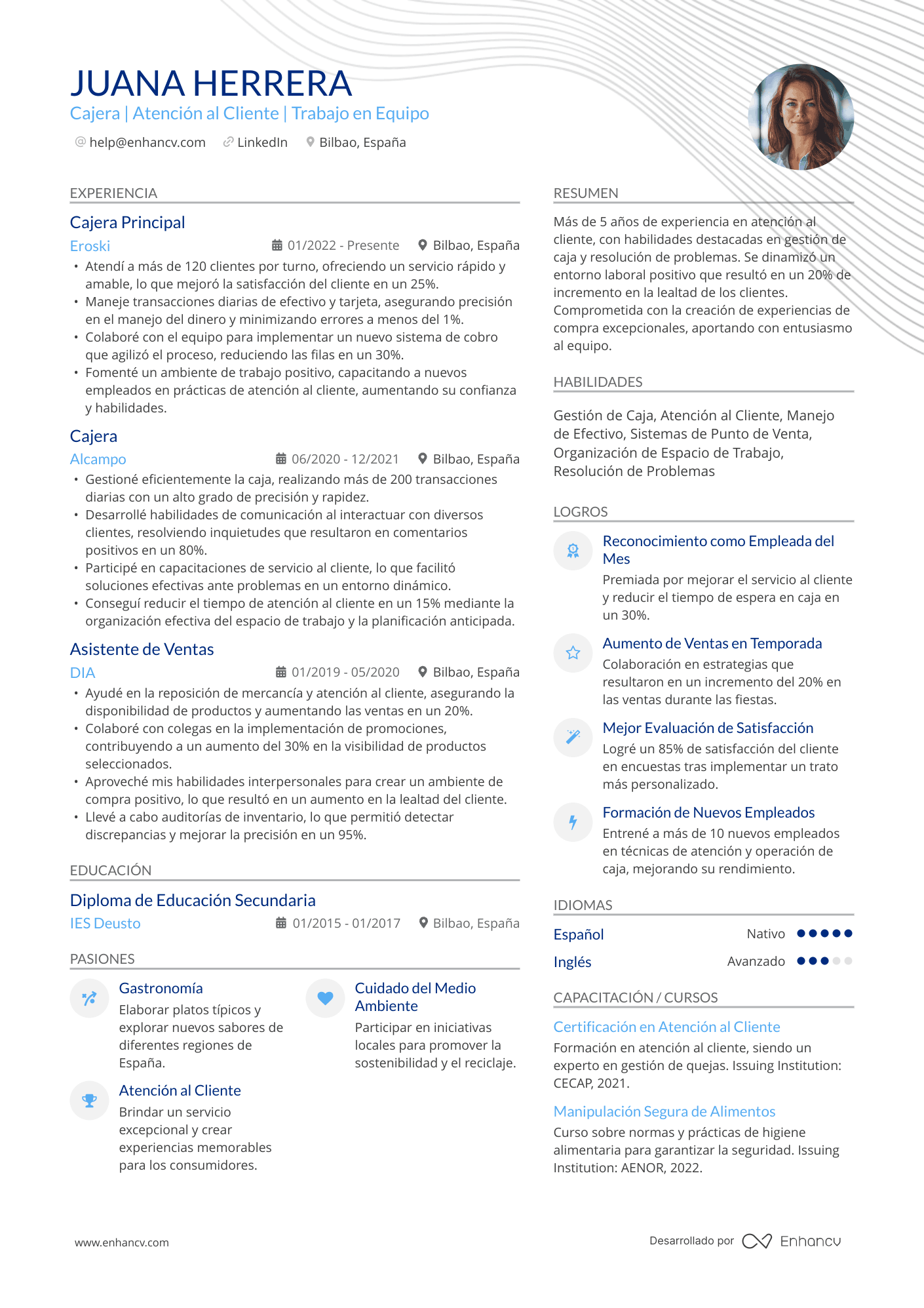 Cajera | Atención al Cliente | Trabajo en Equipo Ejemplo de CV