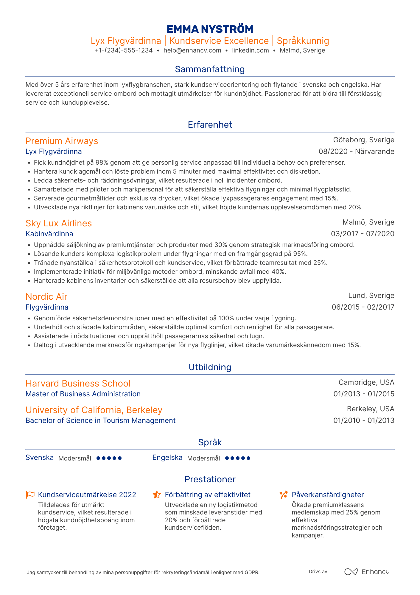 CV för Lyx Flygvärdinna Resume Example