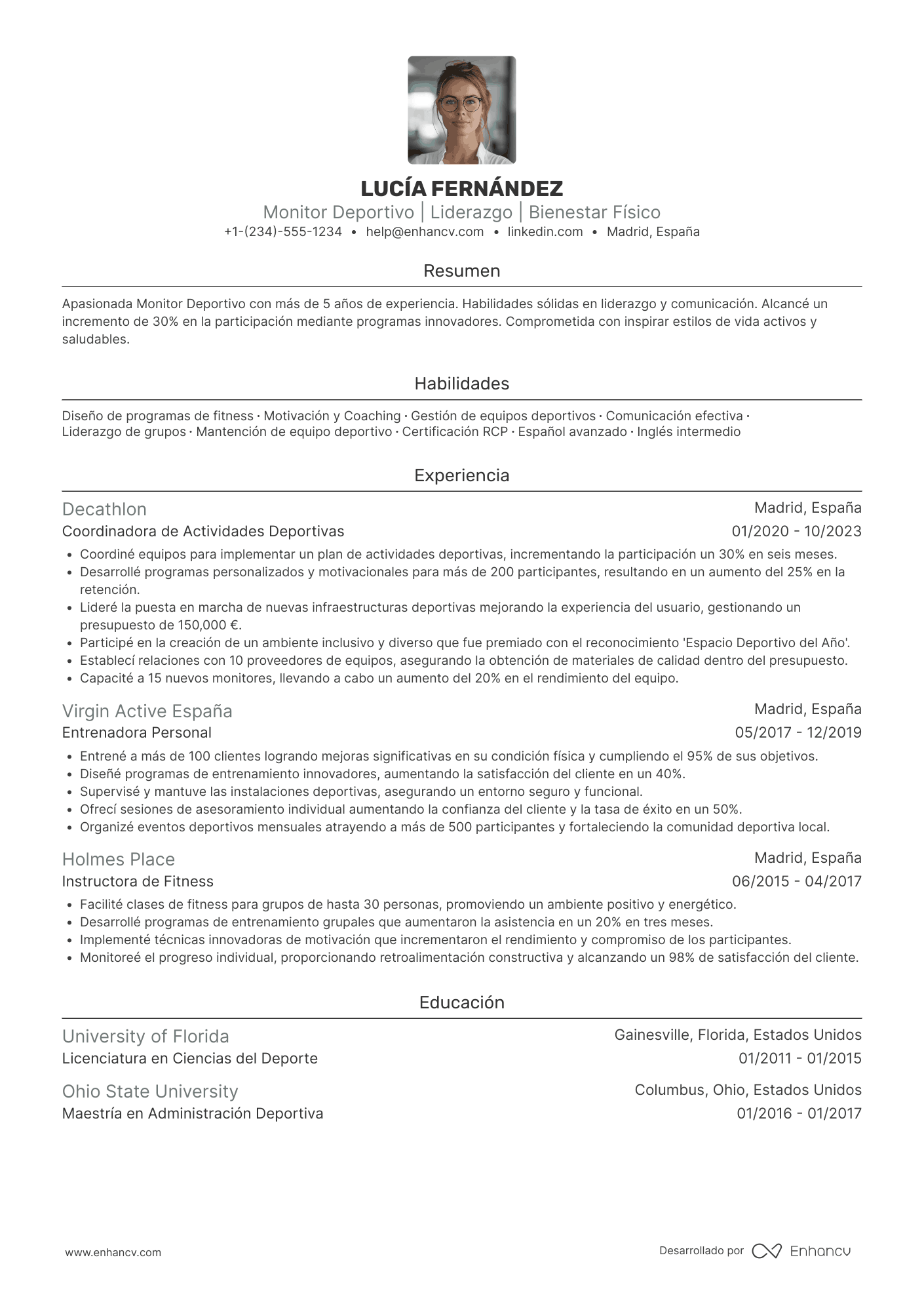 Ejemplo de currículum de monitor deportivo Resume Example