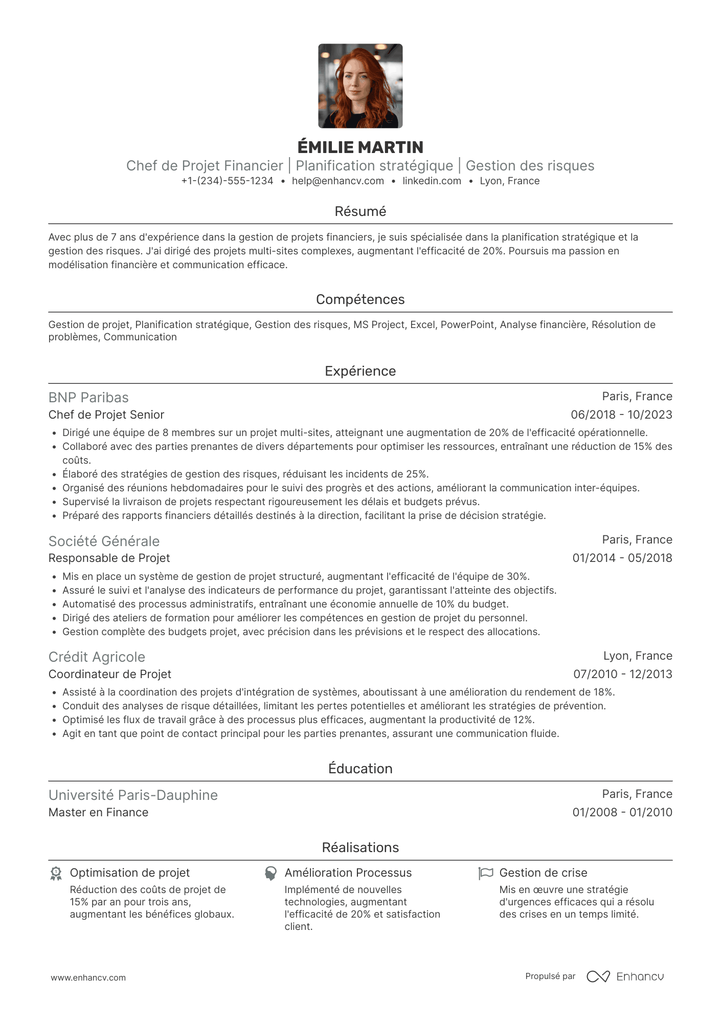 CV de chef de projet dans la finance Resume Example