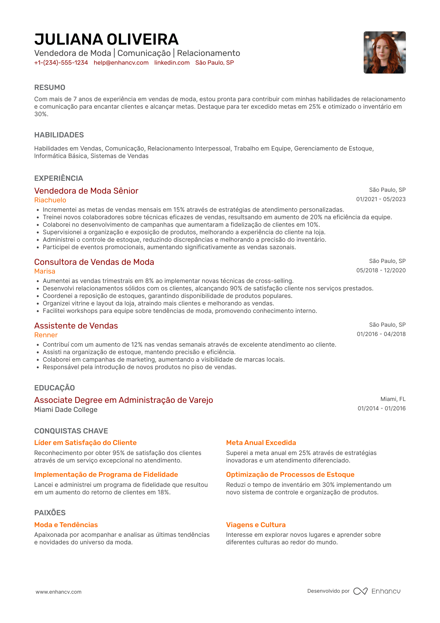 Currículo de vendedor de varejo/moda Resume Example