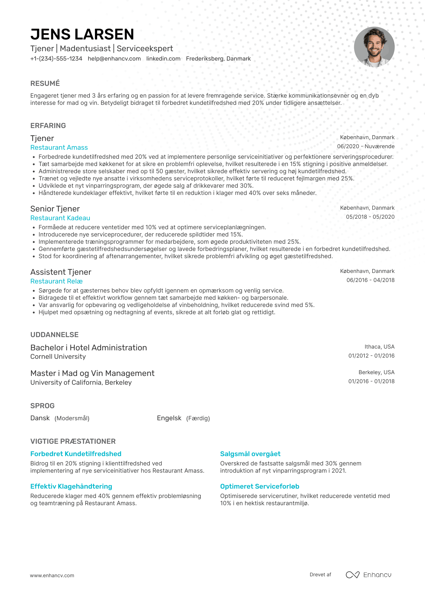 CV til Nyuddannet Tjener Resume Example