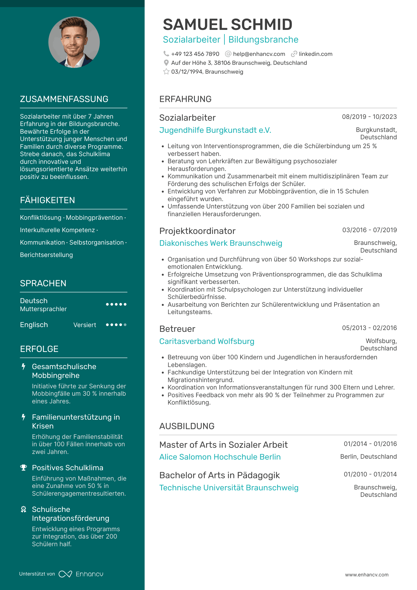 Lebenslauf in Sozialarbeiter in der Bildungsbranche Resume Example