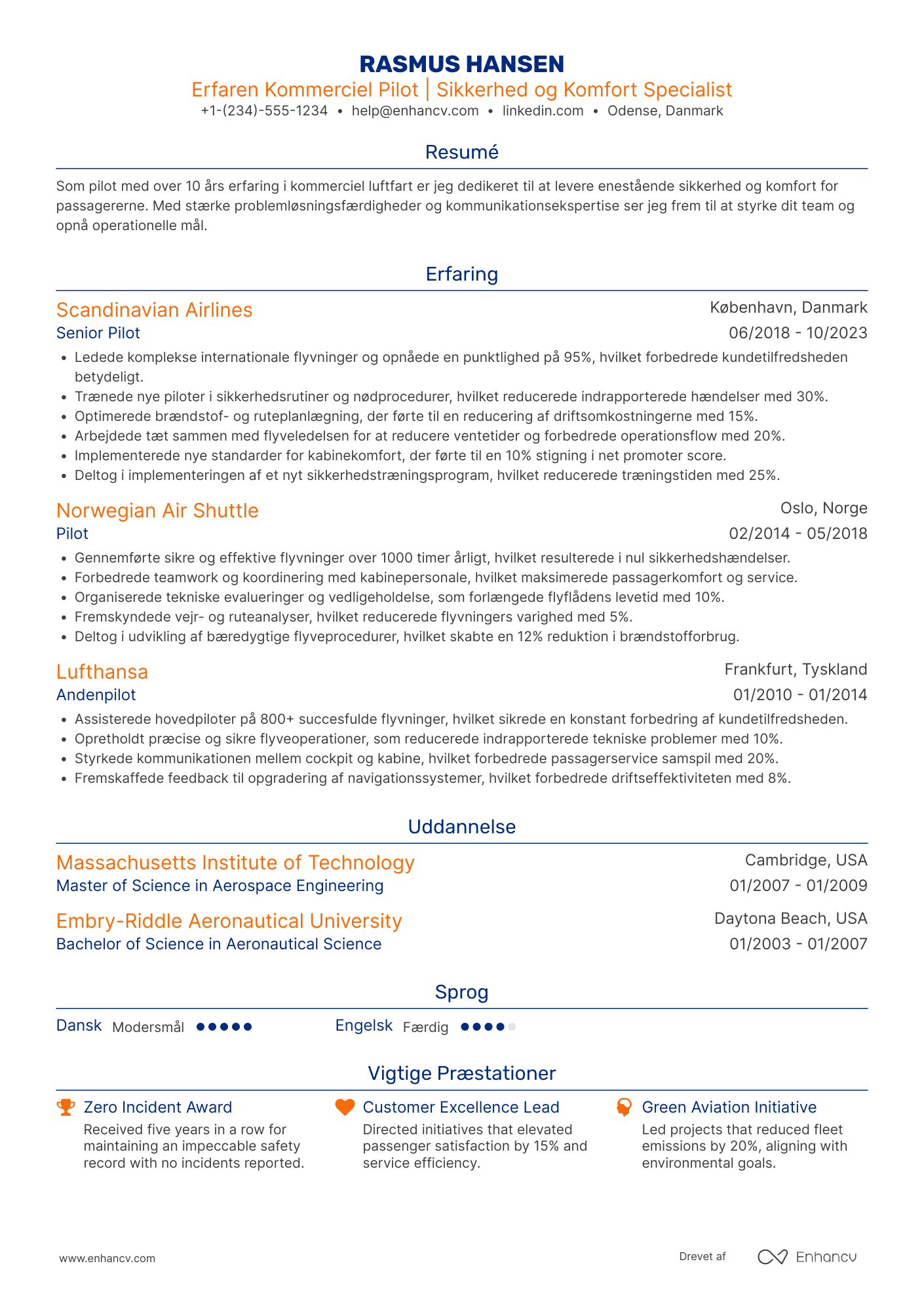 CV til Pilot i kommerciel luftfart Resume Example