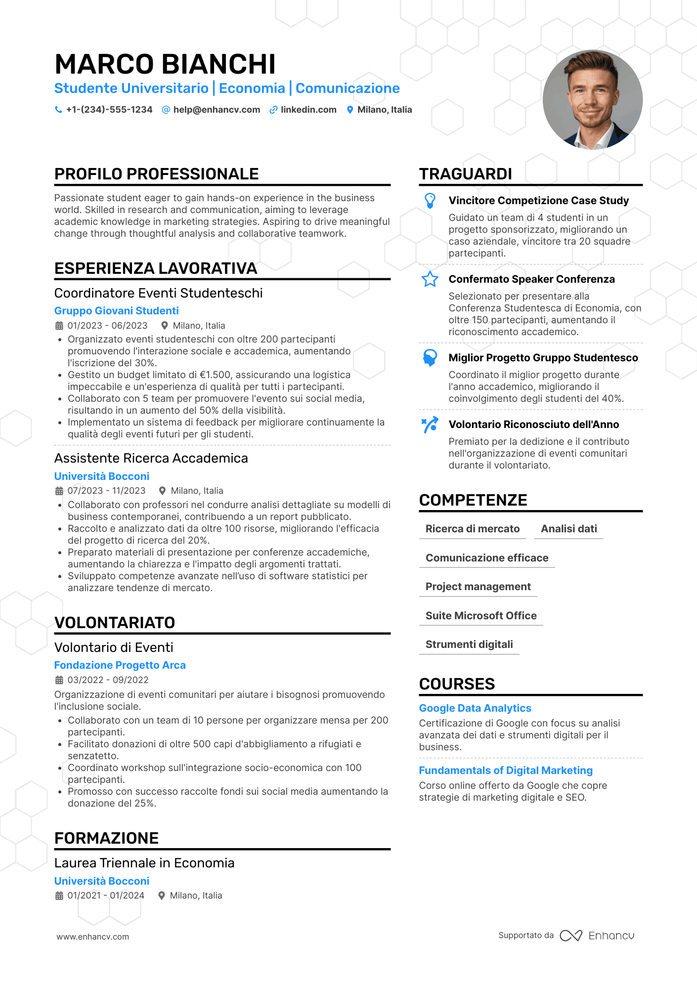 Esempio curriculum studente senza esperienza Resume Example