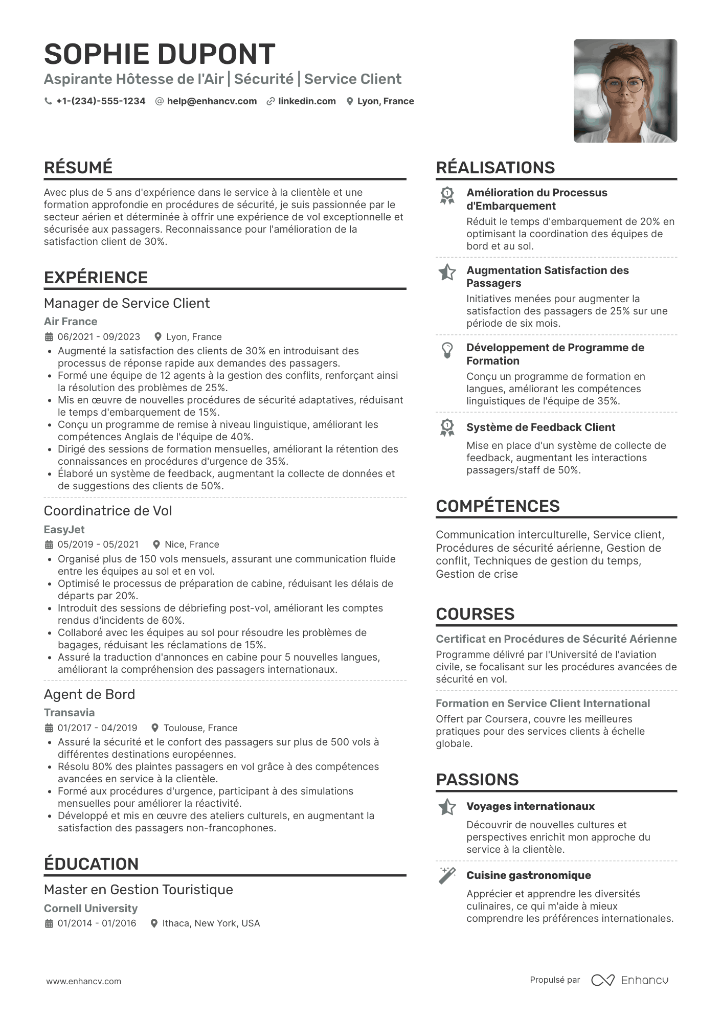 CV pour une formation d’hôtesse de l’air Resume Example