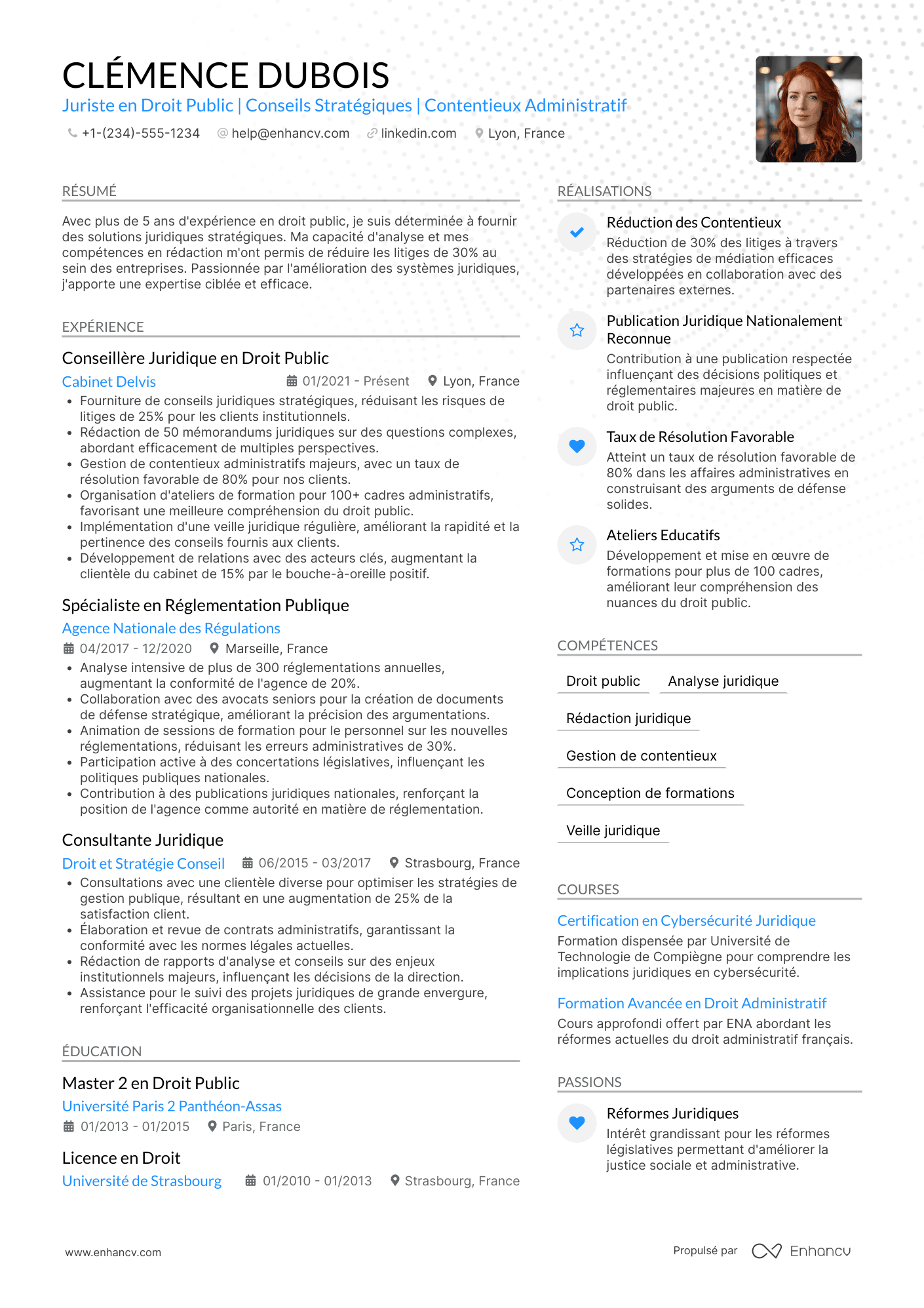 CV de juriste en droit public Resume Example