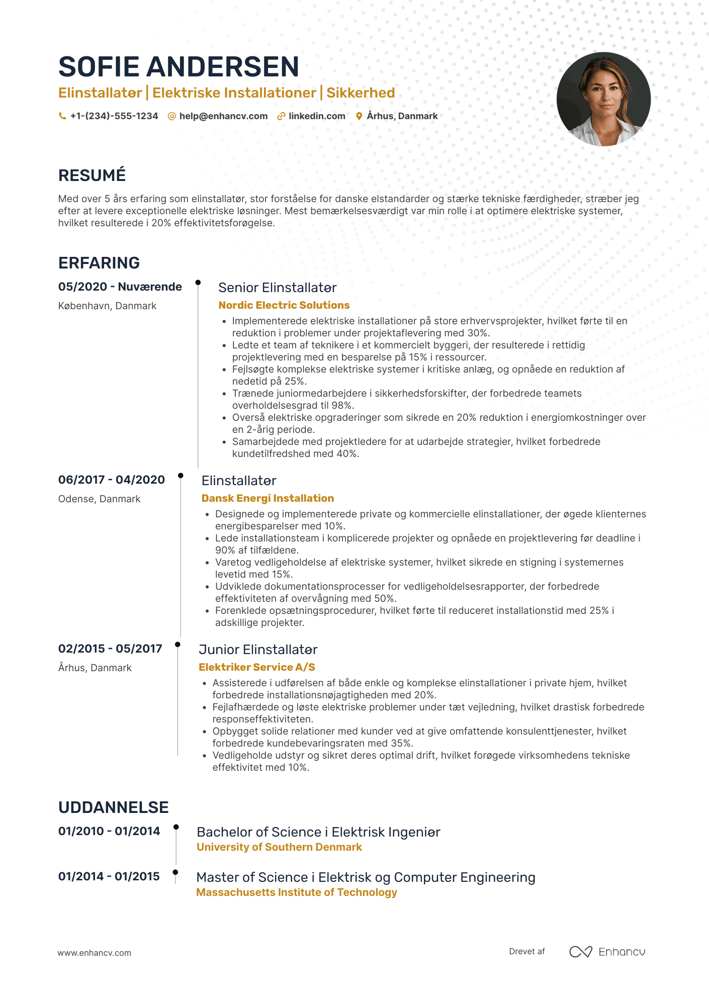 CV til Elinstallatør Resume Example
