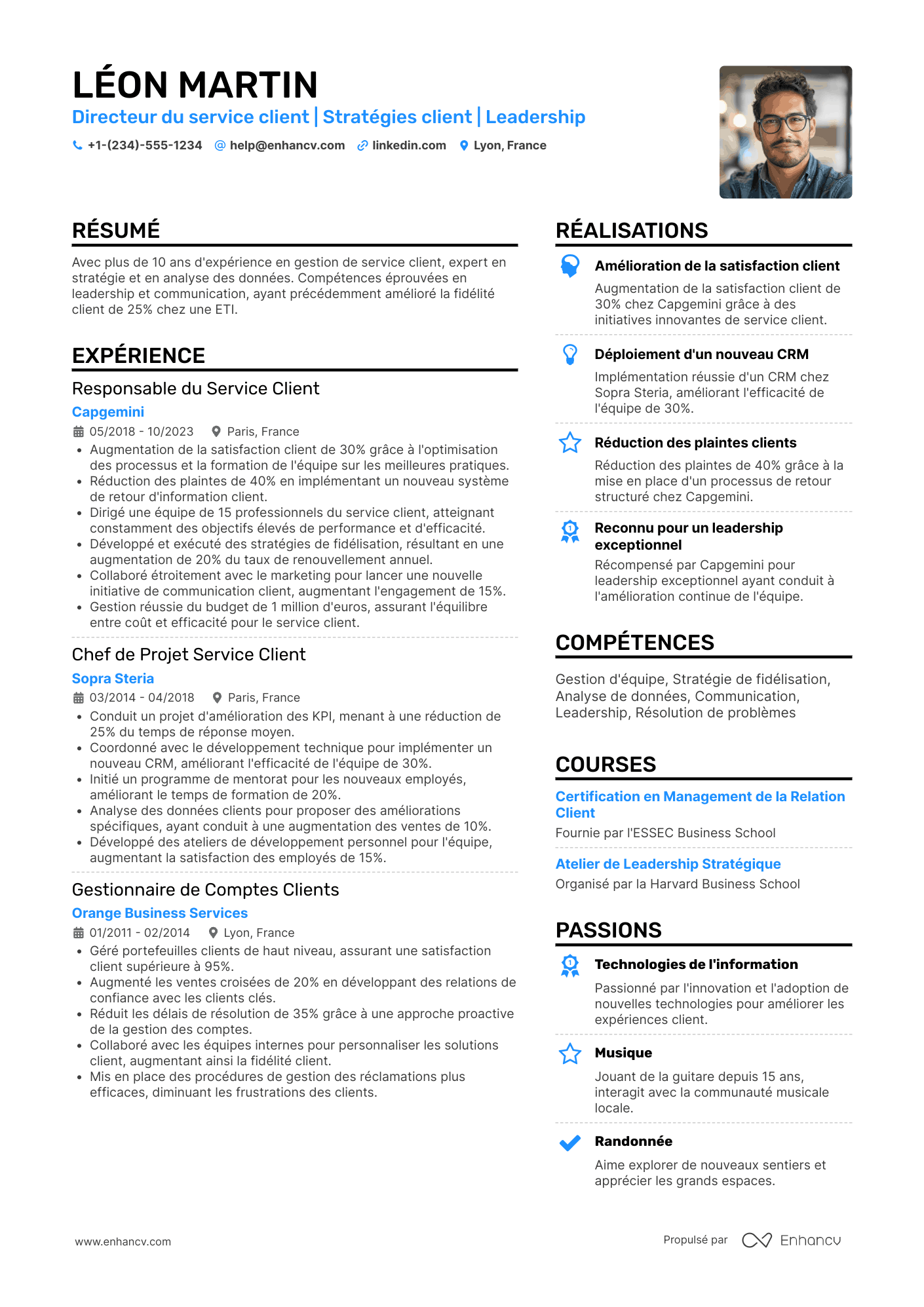 CV de&nbsp;directeur du service client Resume Example