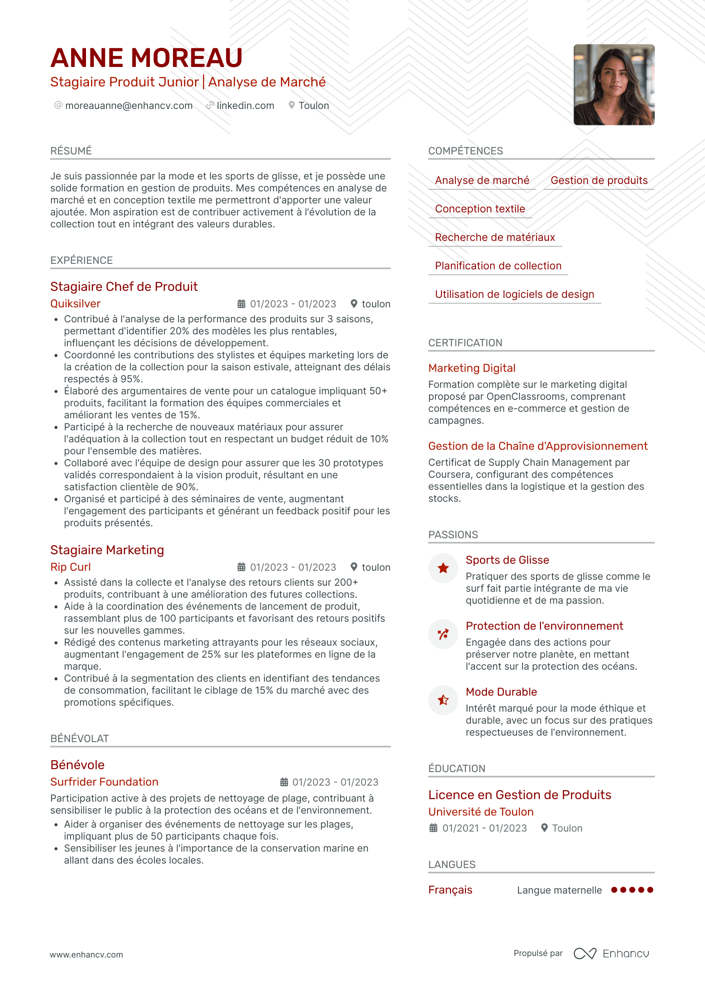 Chef de Produit Junior Resume Example