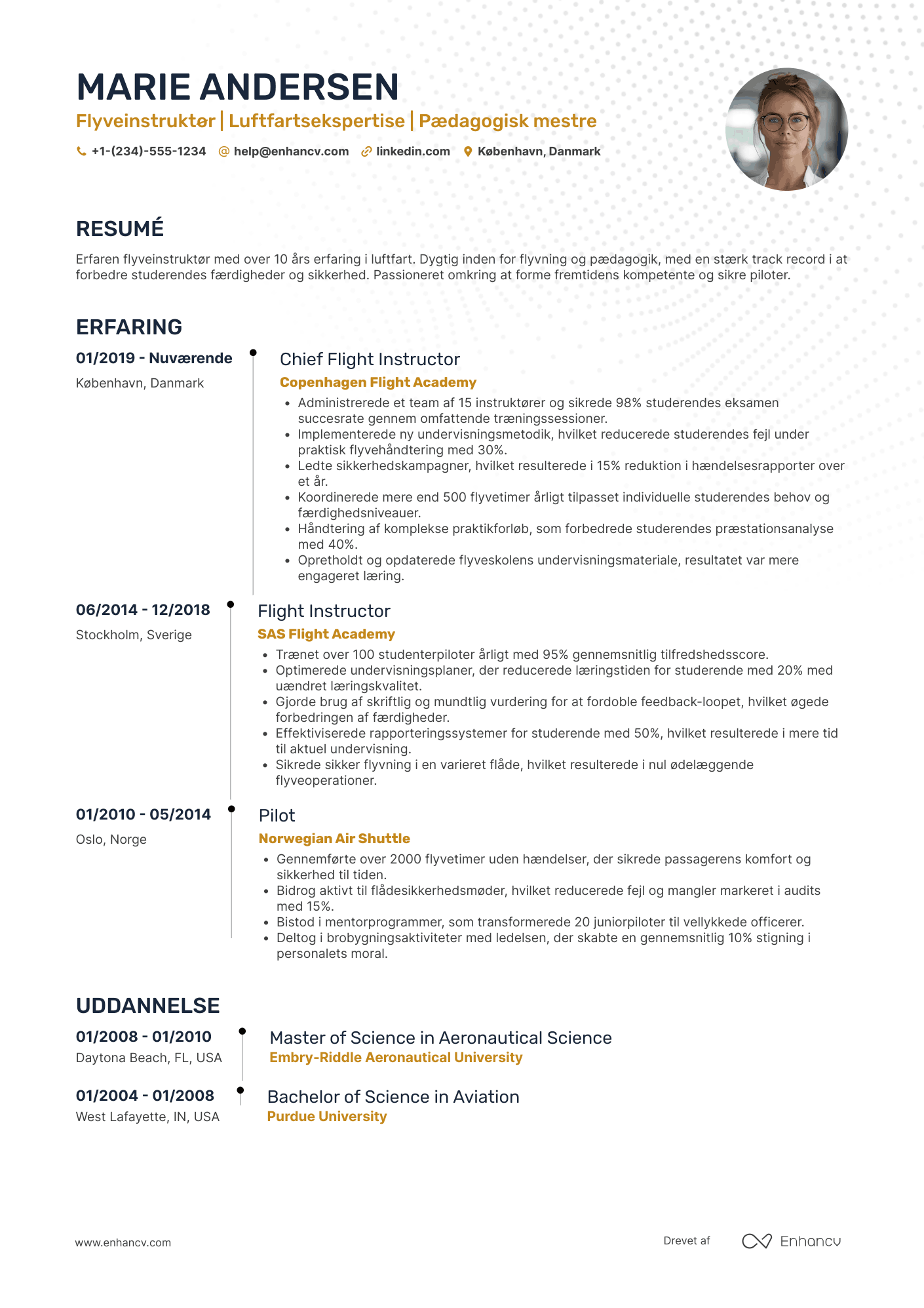 CV til Flyveinstruktør Resume Example