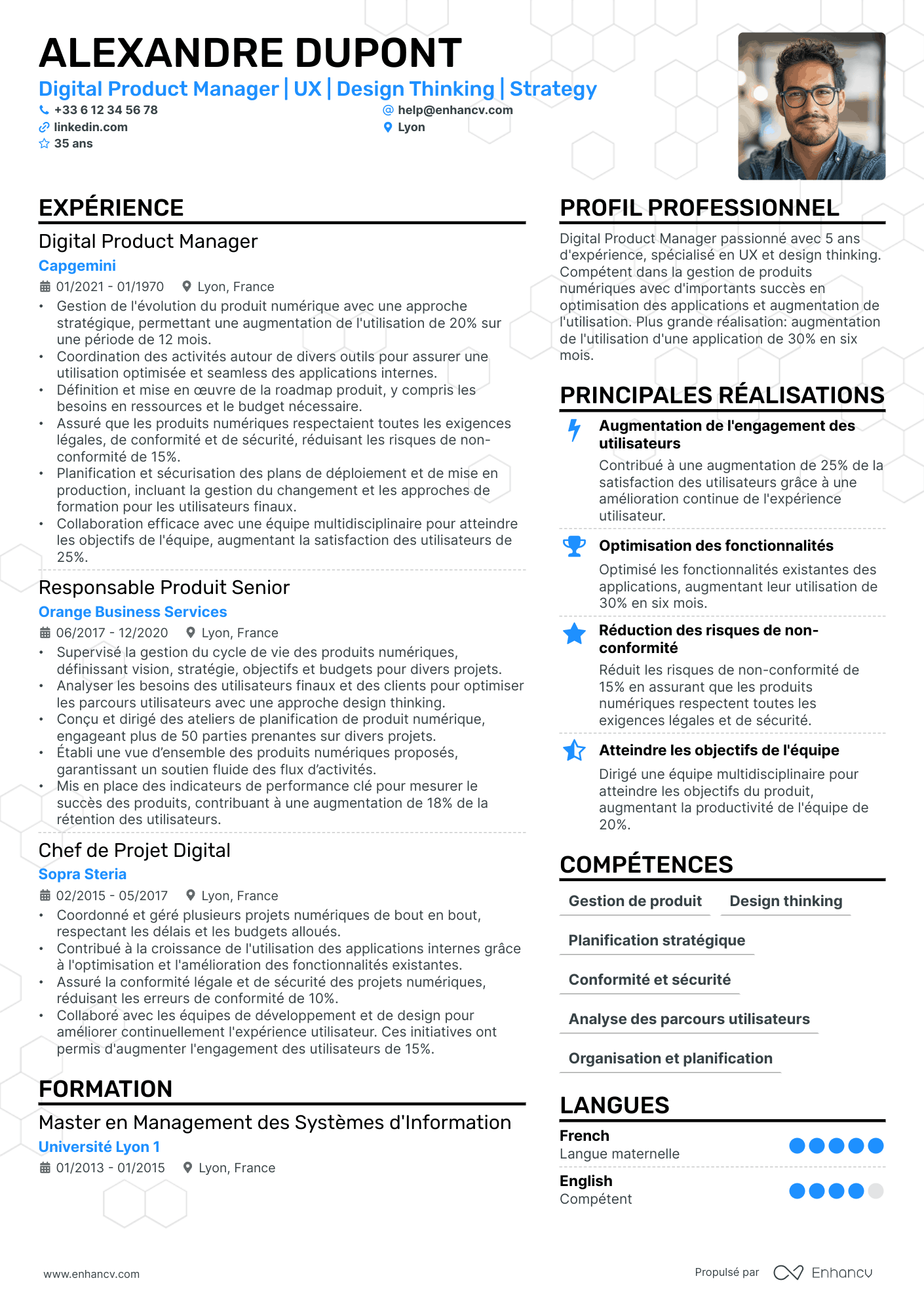 Chef de Produit Digital Resume Example