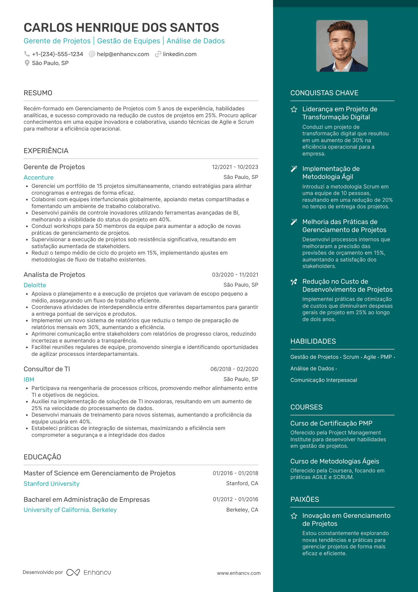 Currículo para recém formados em gerenciamento de projetos Resume Example