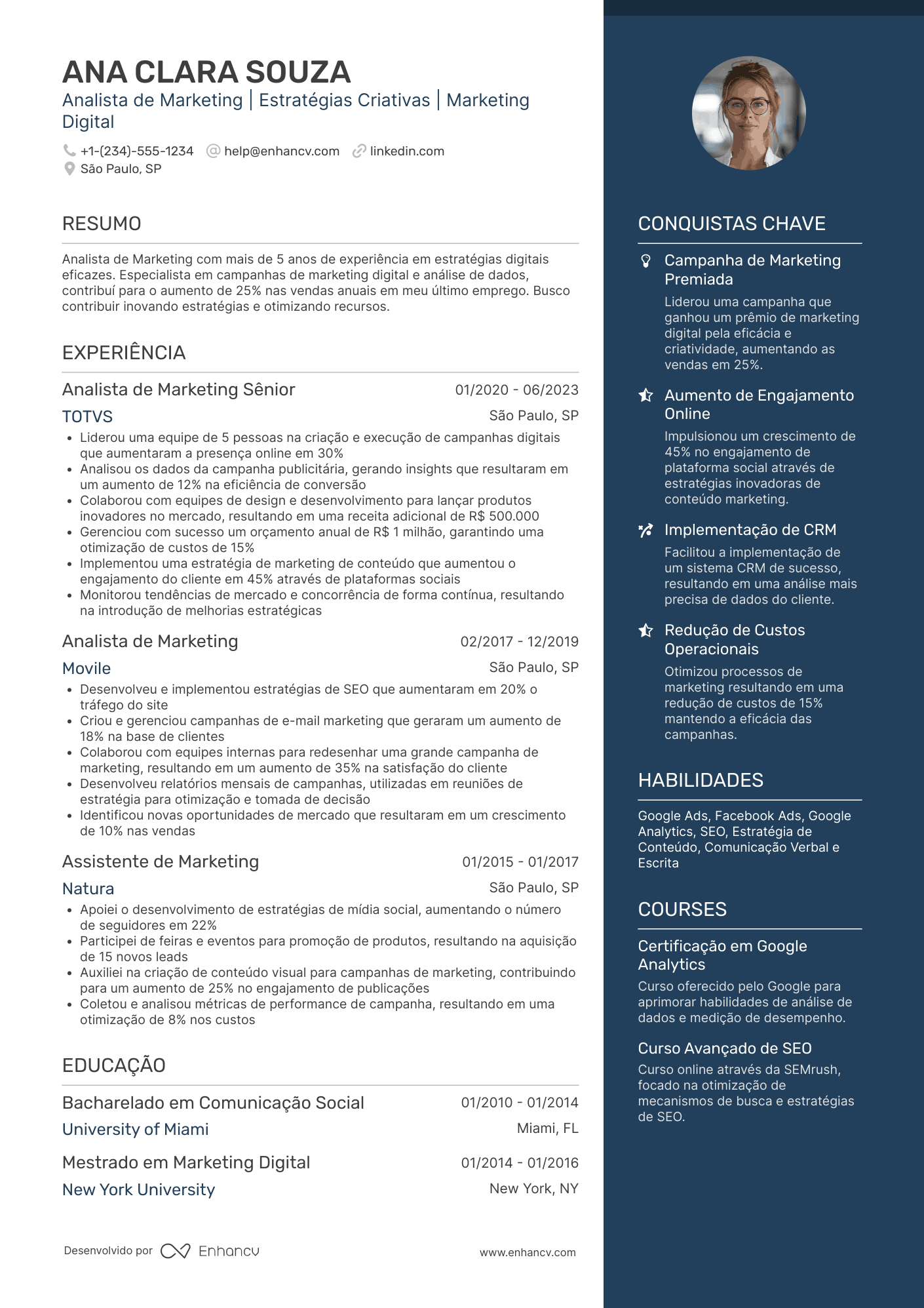 Currículo área de marketing Resume Example