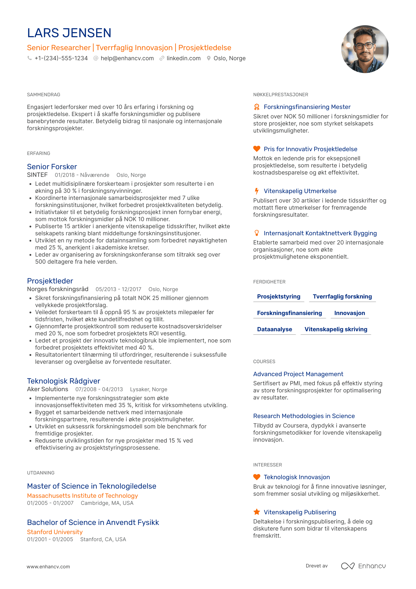 CV for Lederforsker Resume Example