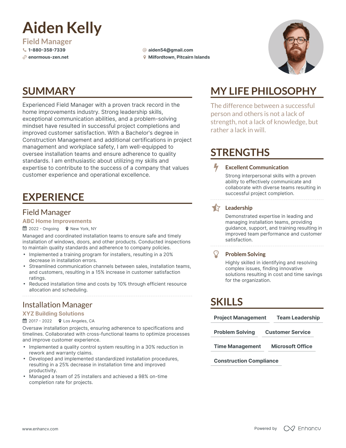 Modern Field Manager Resume Example