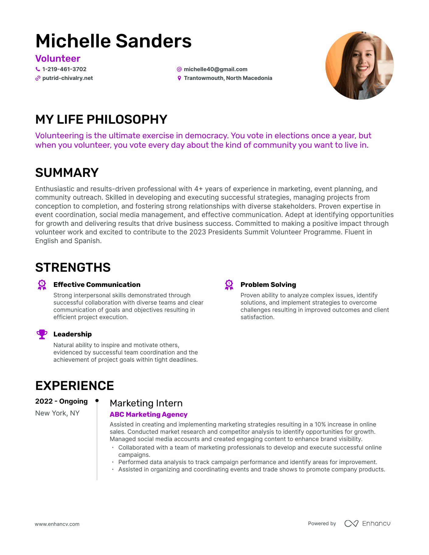 Creative Volunteer Resume Example