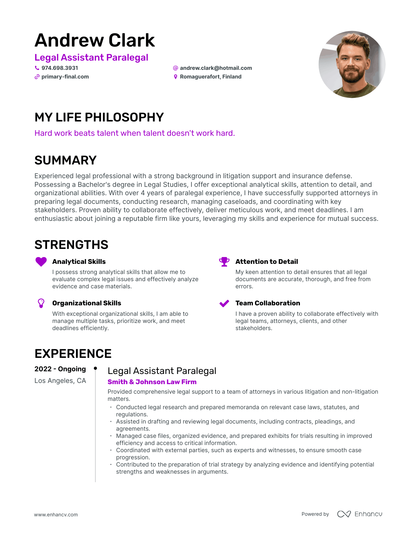 Creative Legal Assistant Paralegal Resume Example
