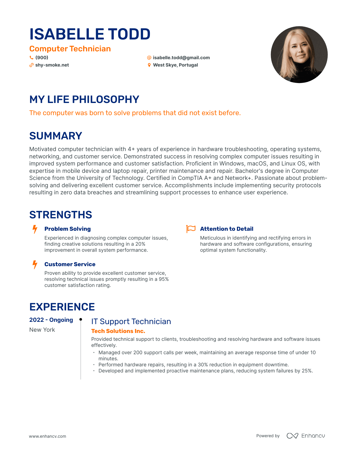 Creative Computer Technician Resume Example