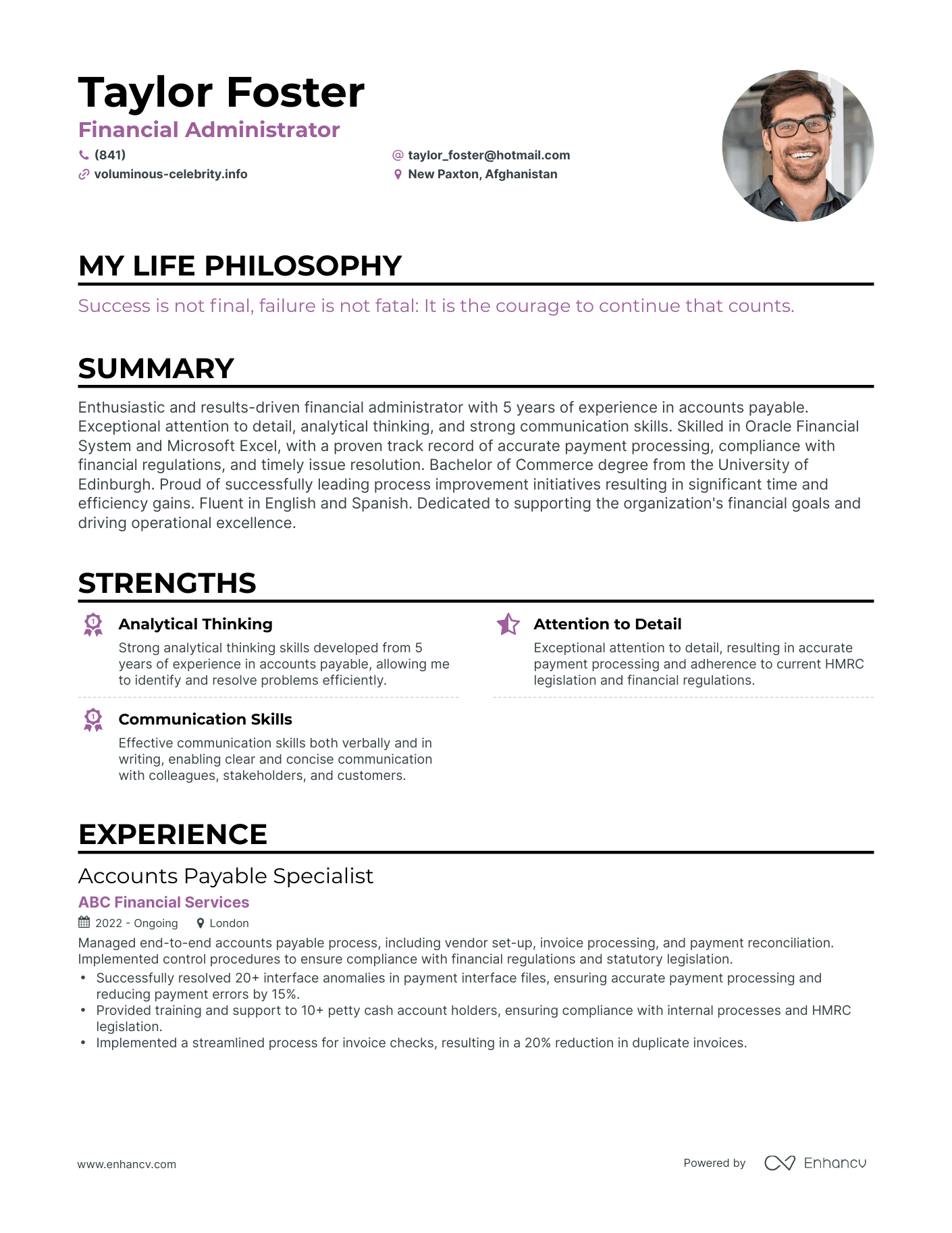 Creative Financial Administrator Resume Example