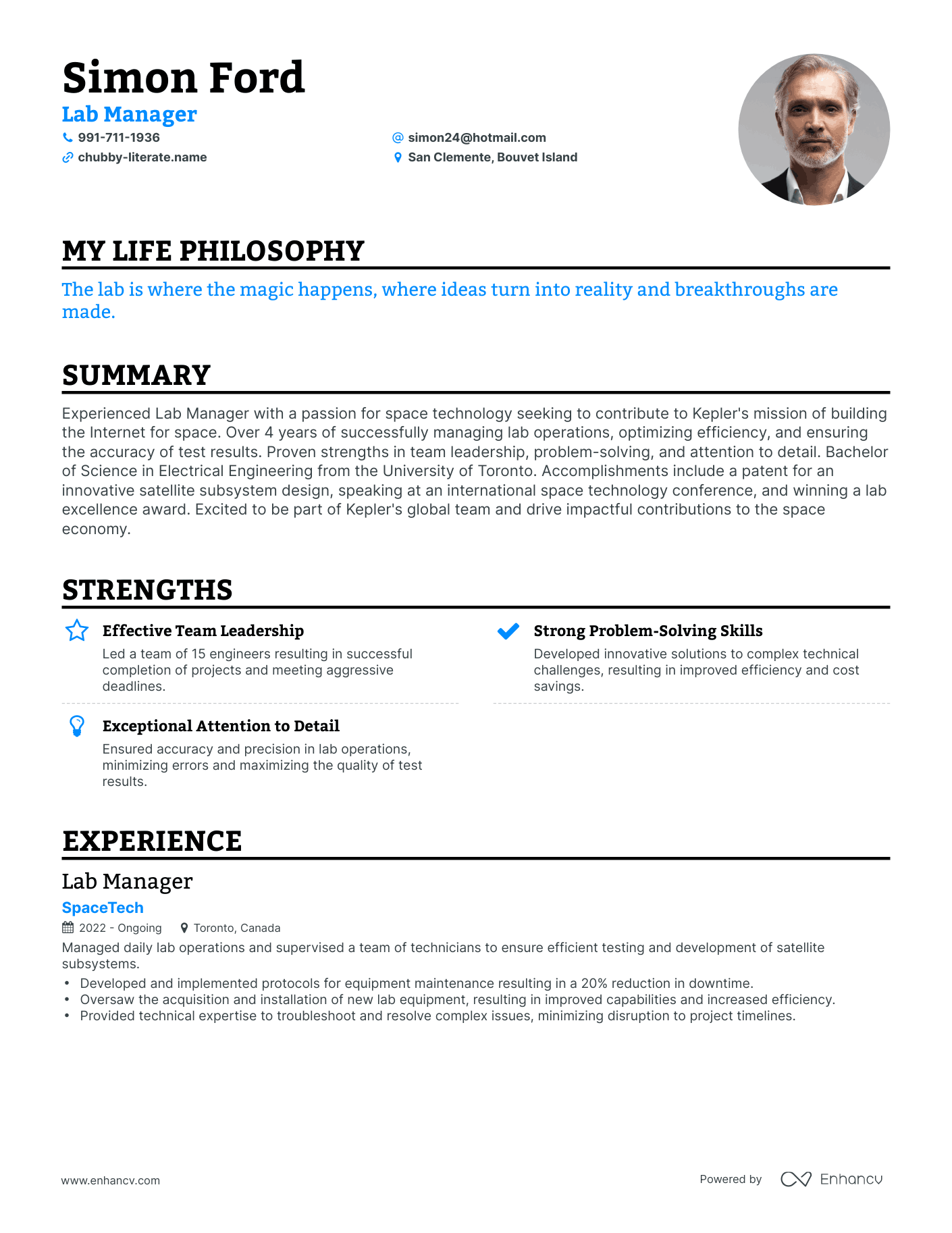 Creative Lab Manager Resume Example