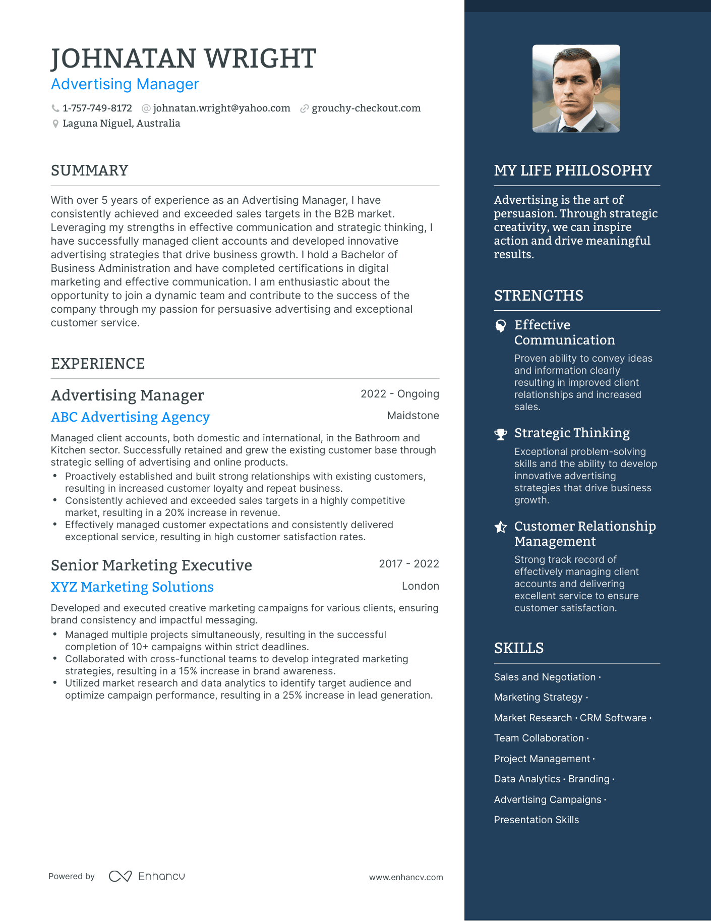 Modern Advertising Manager Resume Example