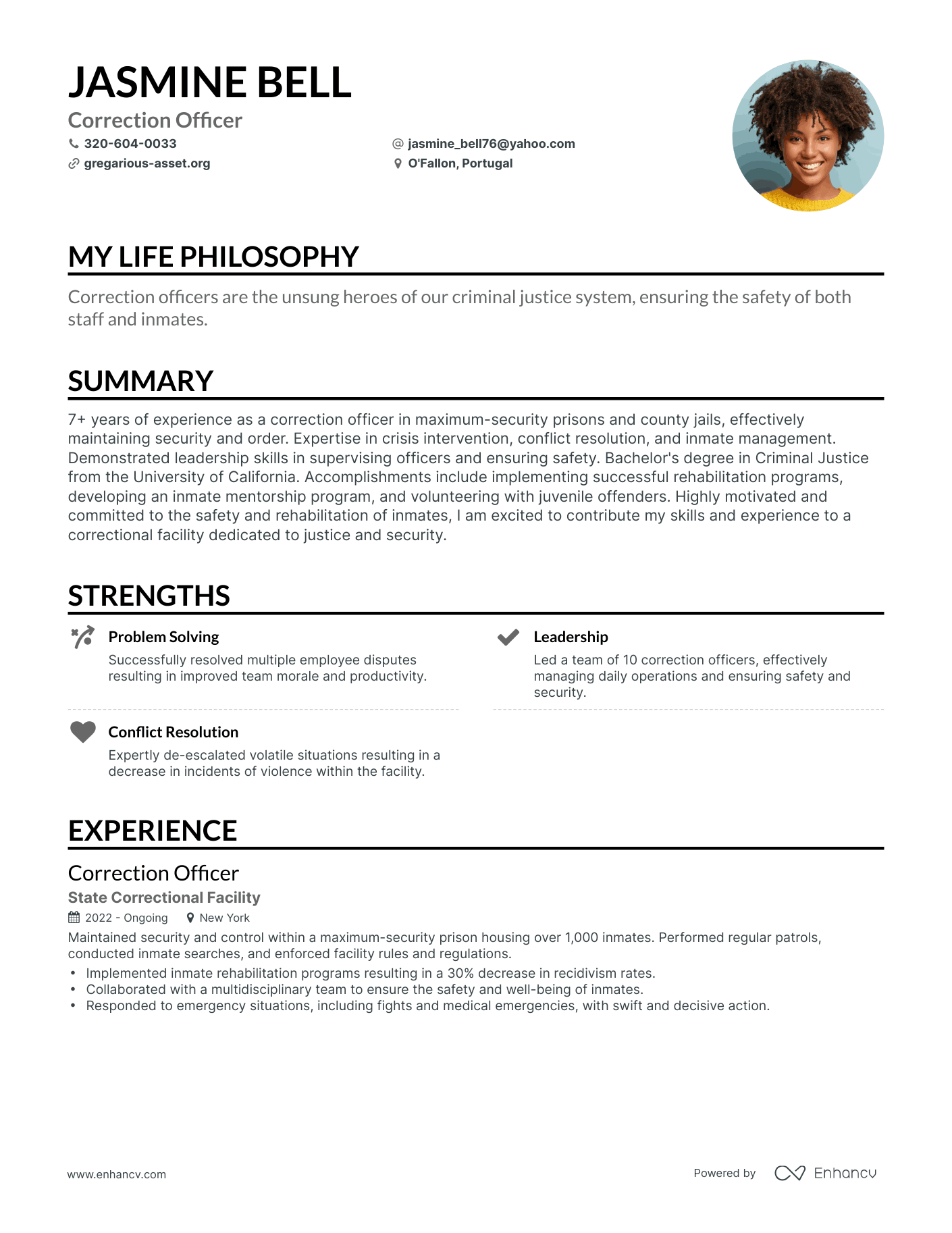 Creative Correction Officer Resume Example