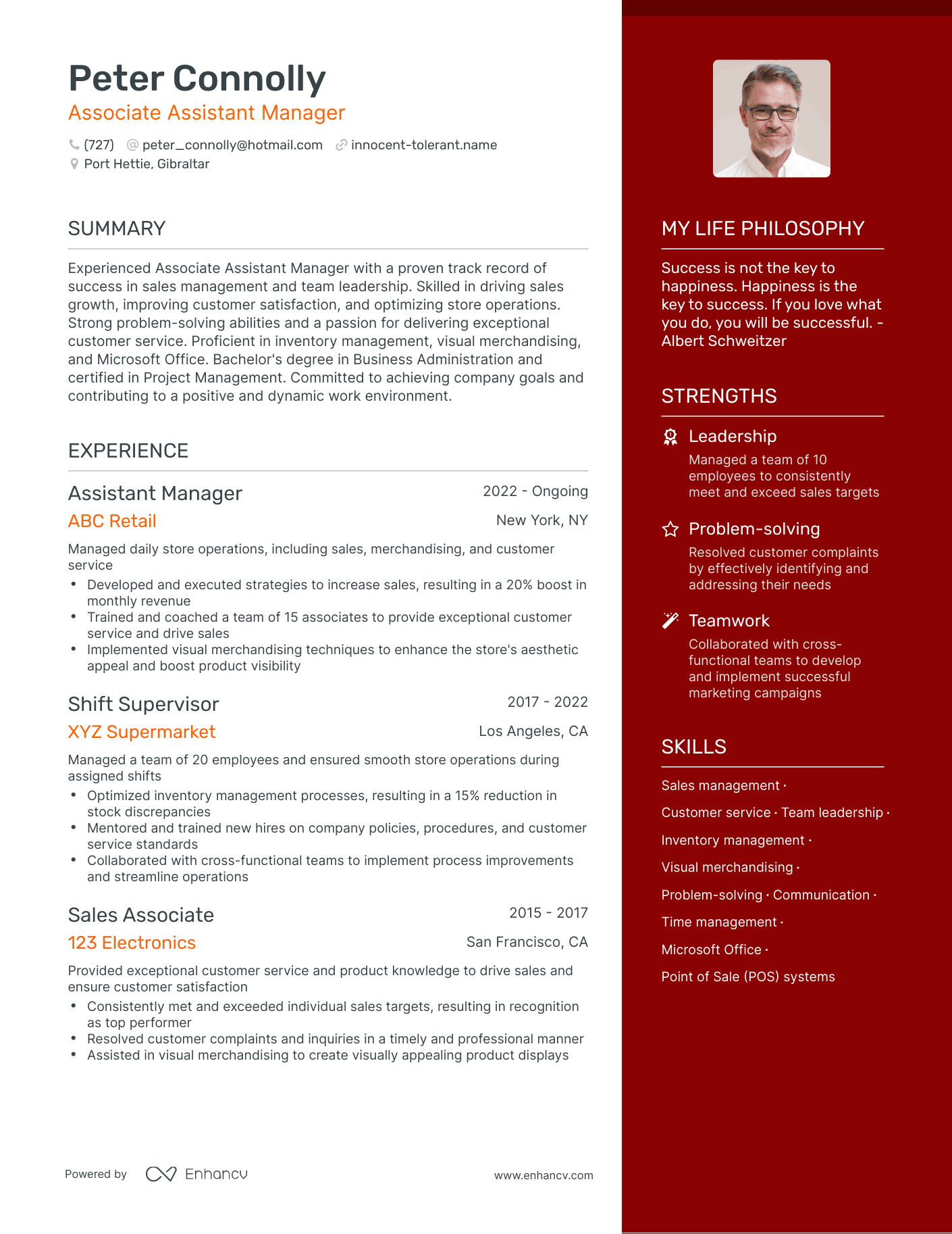 Modern Associate Assistant Manager Resume Example